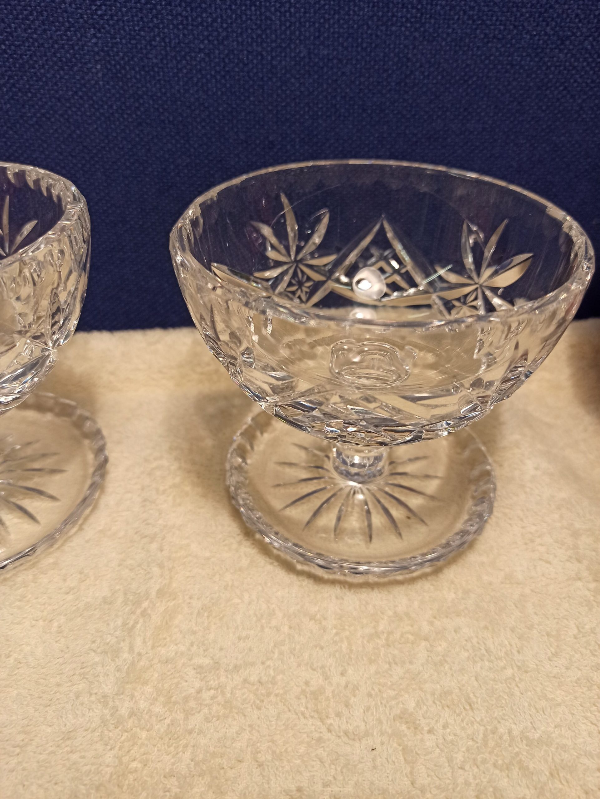 Pair of Lead Crystal Glass Dessert Dishes. - Image 3