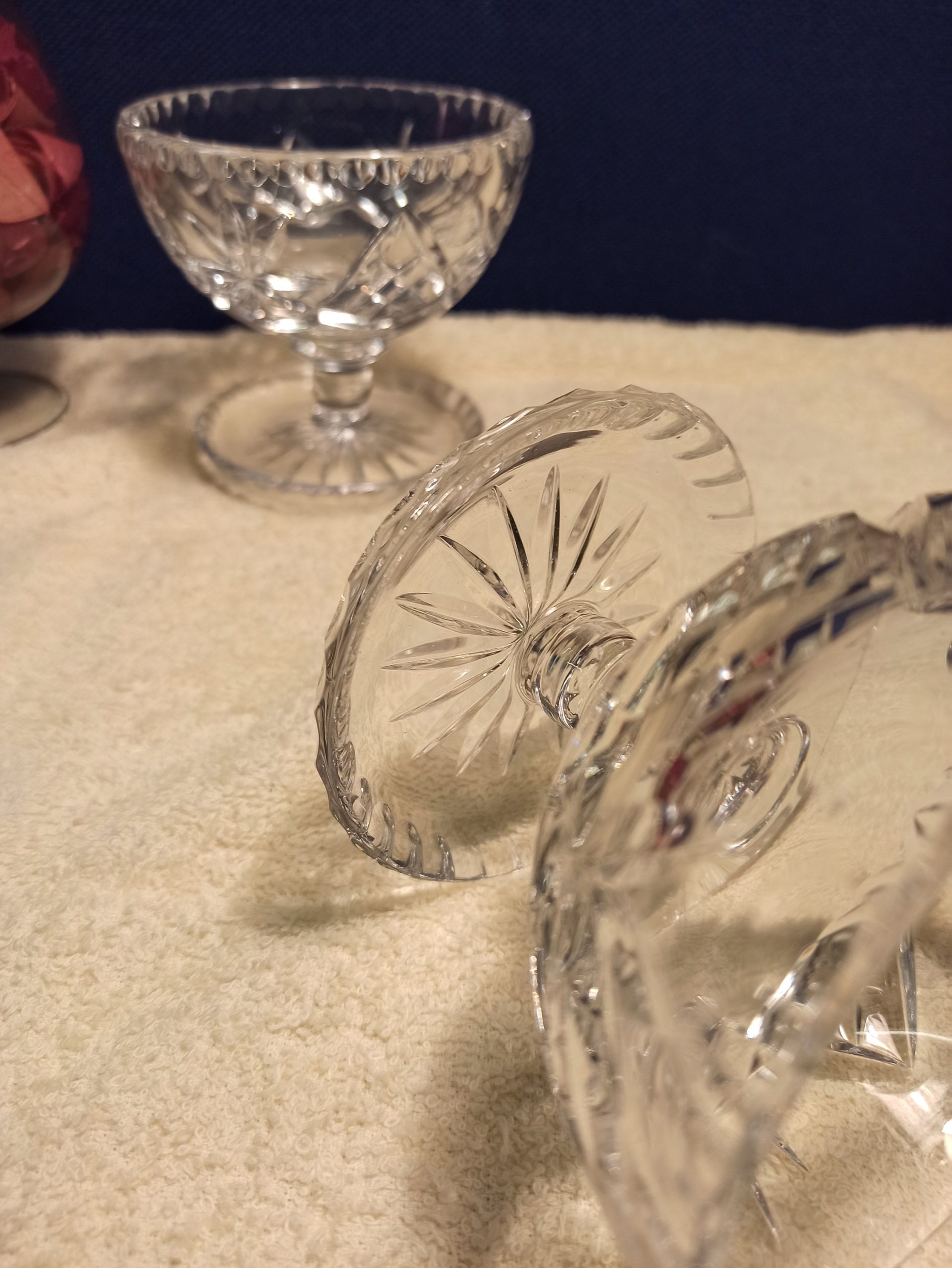 Pair of Lead Crystal Glass Dessert Dishes. - Image 8