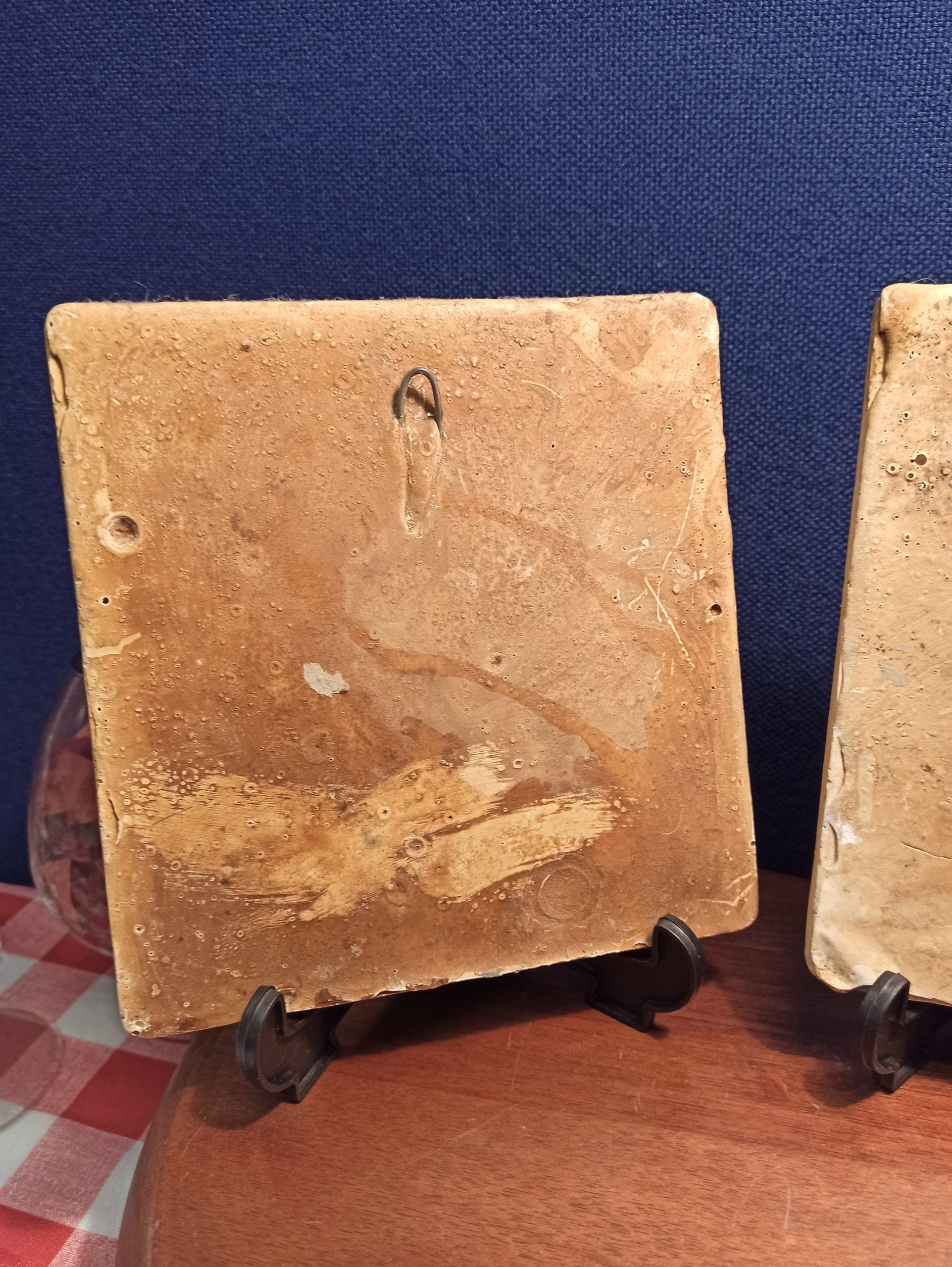 Vintage Pair of Majolica Bramble Decorative Wall Tiles. - Image 6