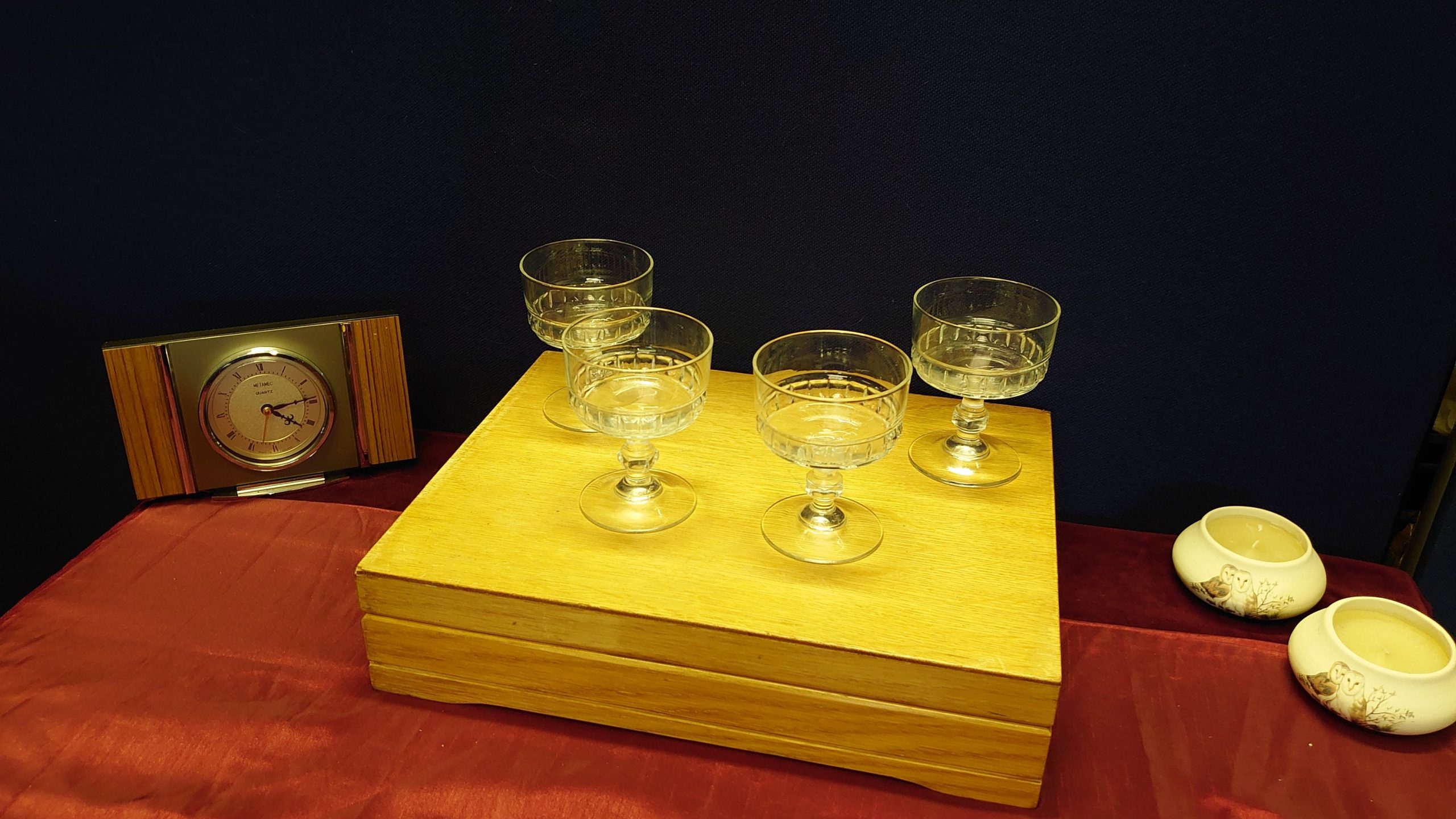 Retro set of Four Coupe Glasses - 11cm tall - Lozenge Pattern - Good Condition! - Image 2