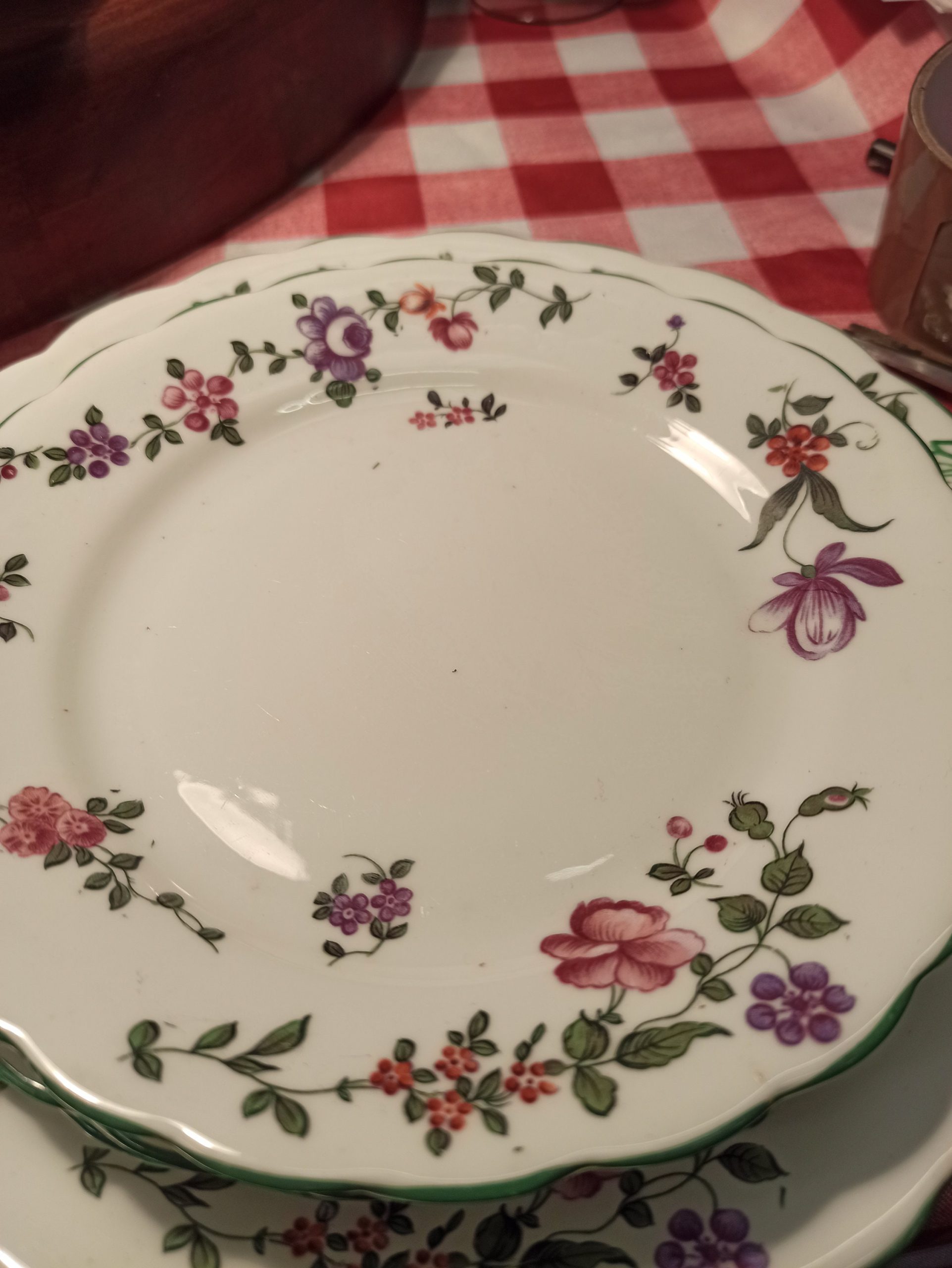 Atlas China 5 Piece Set. 4 Plates and Sandwich / Cake Plate. Good Condition. c1940s. - Image 10