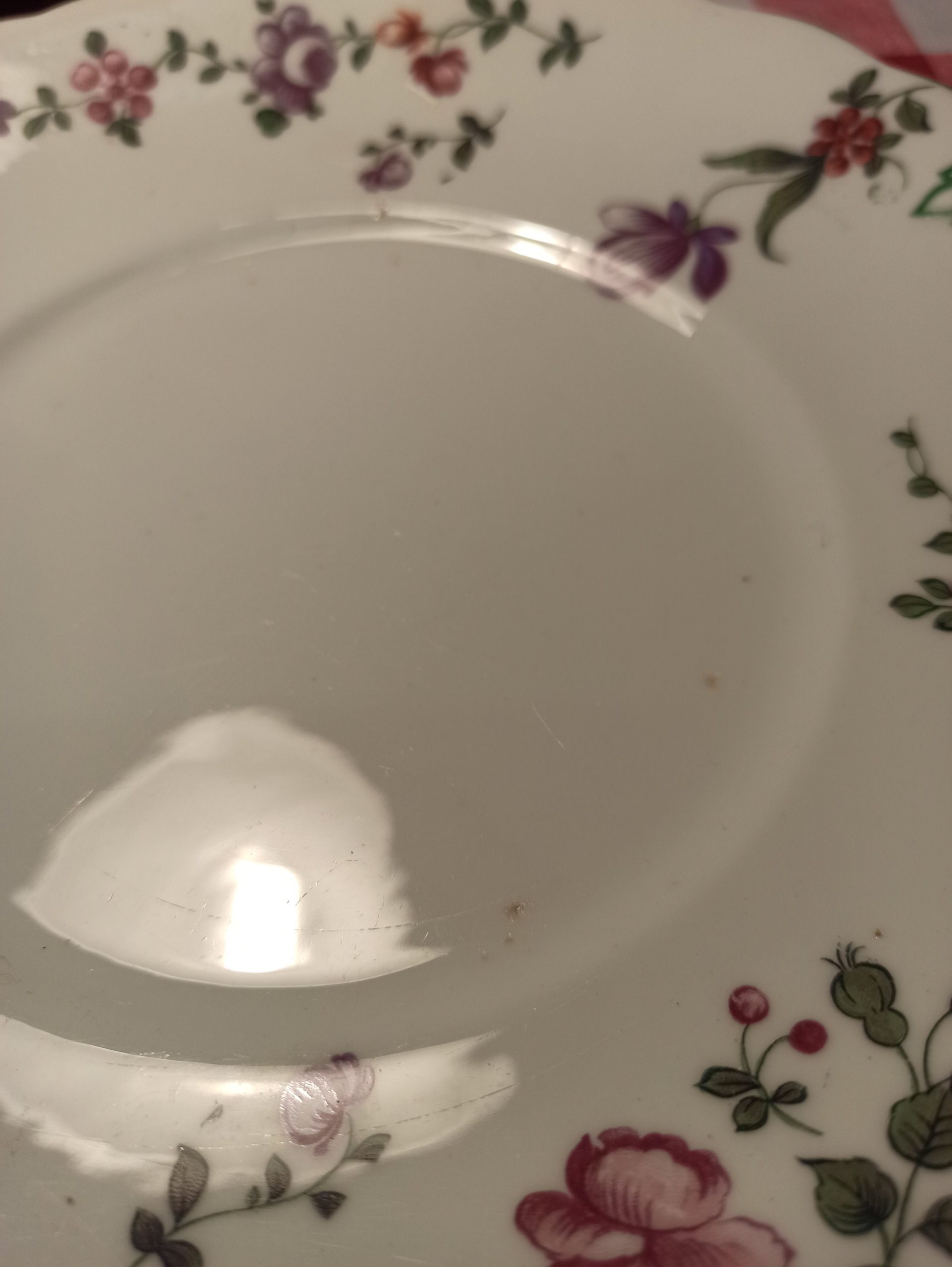 Atlas China 5 Piece Set. 4 Plates and Sandwich / Cake Plate. Good Condition. c1940s. - Image 7