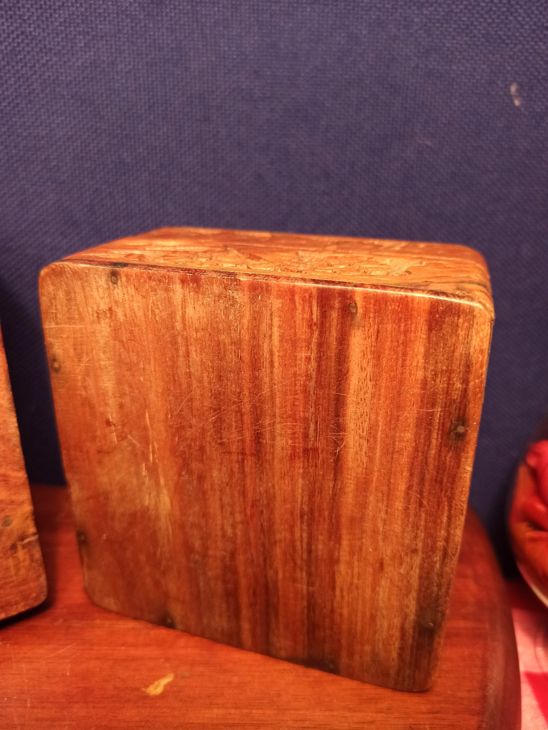 Pair of Carved Wooden Jewellery Boxes With Mother of Pearl Inlay. Good Condition. - Image 9