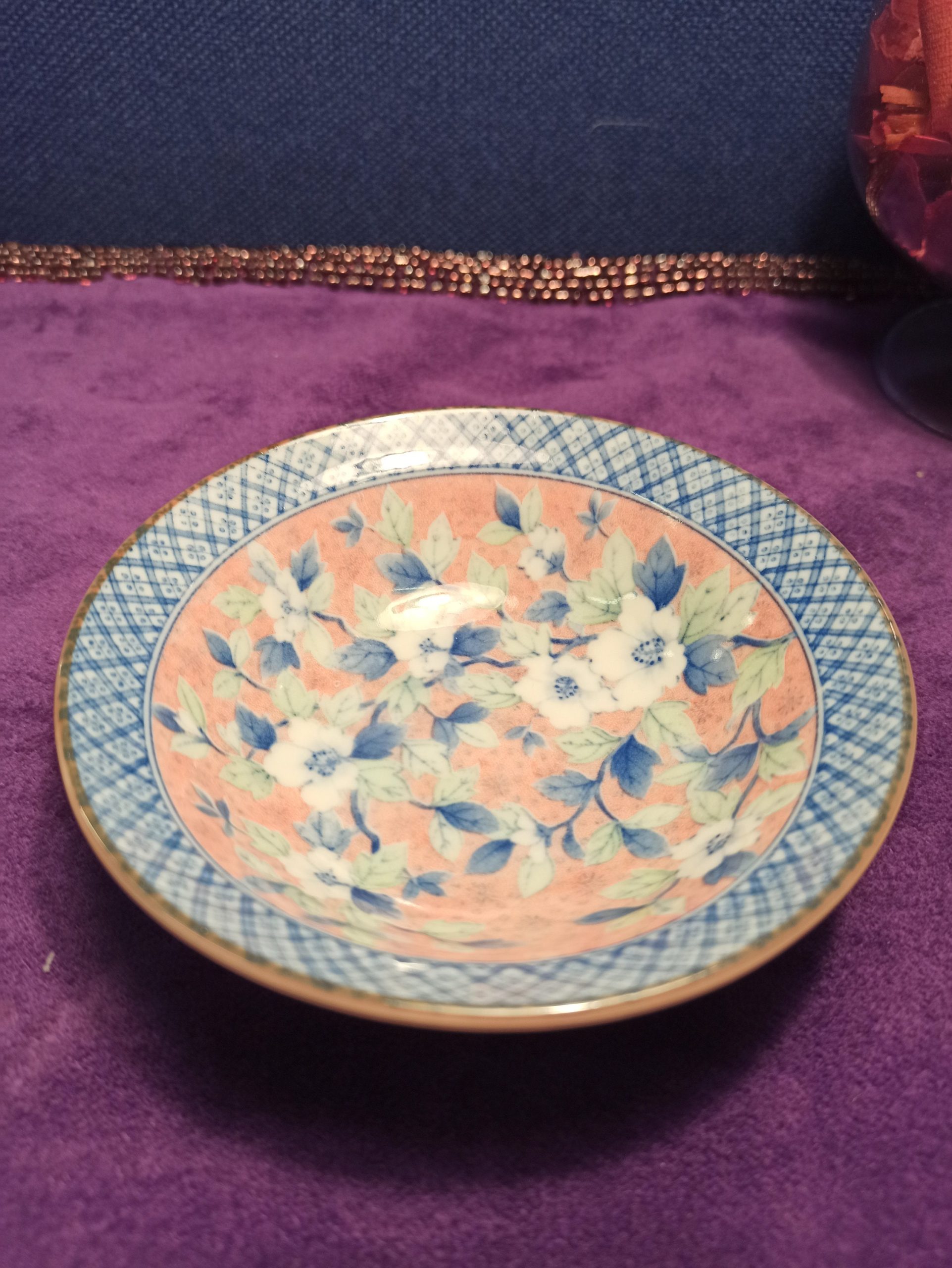 Set of Two Vintage Japanese or Chinese Finger Bowls. Excellent Condition. - Image 6