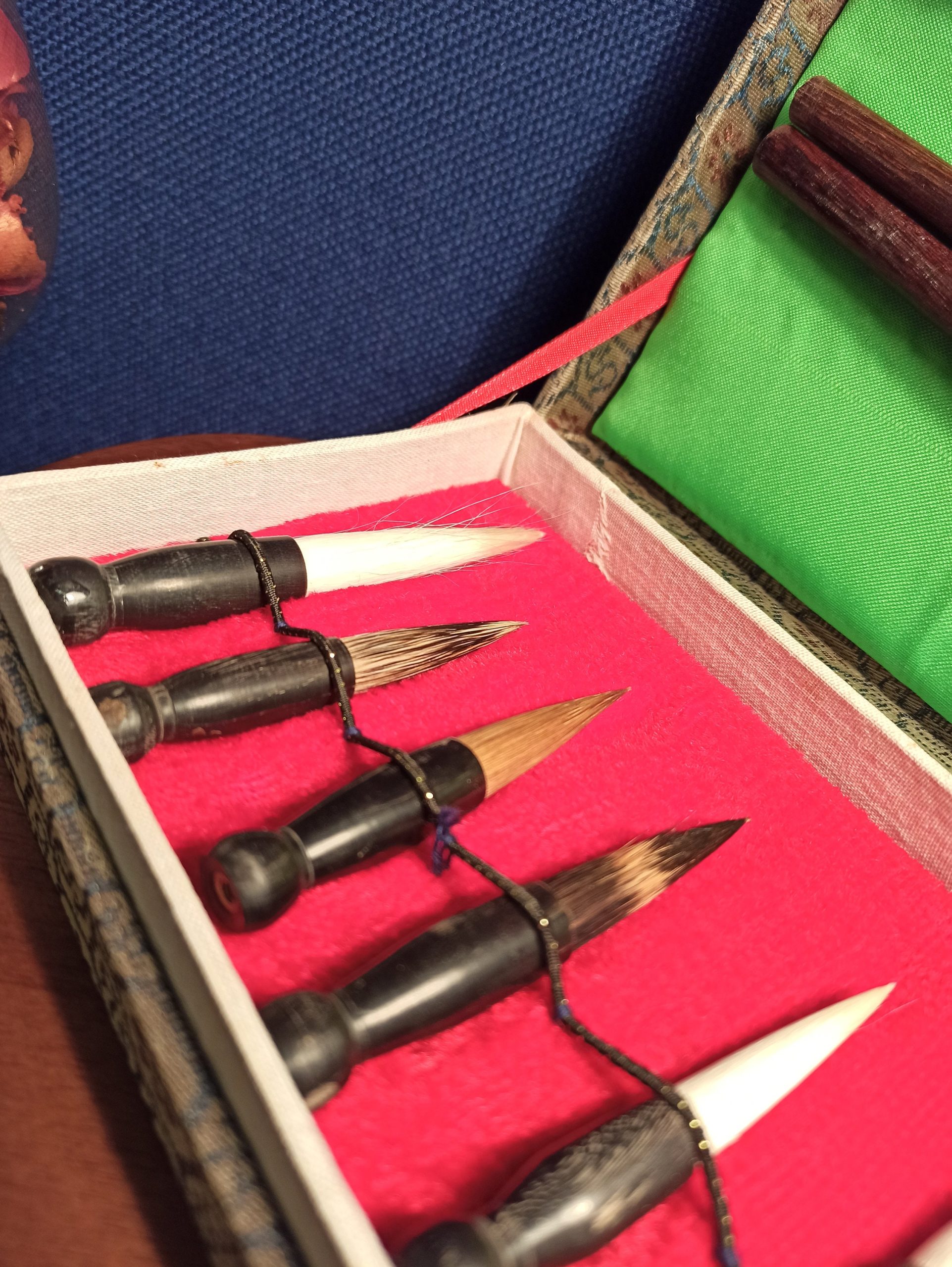 Vintage Chinese Calligraphy Set. Very Good Condition. - Image 8