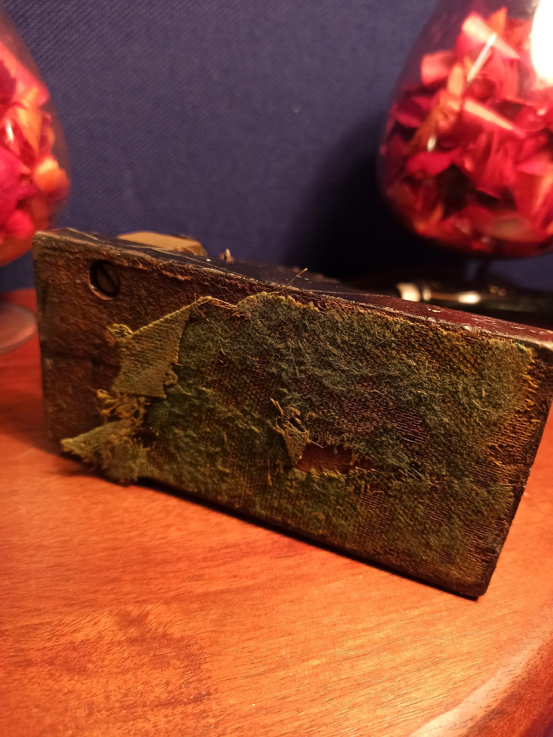 Vintage Seal / Embosser From Holdeness House. Very Good Condition For Age. - Image 8