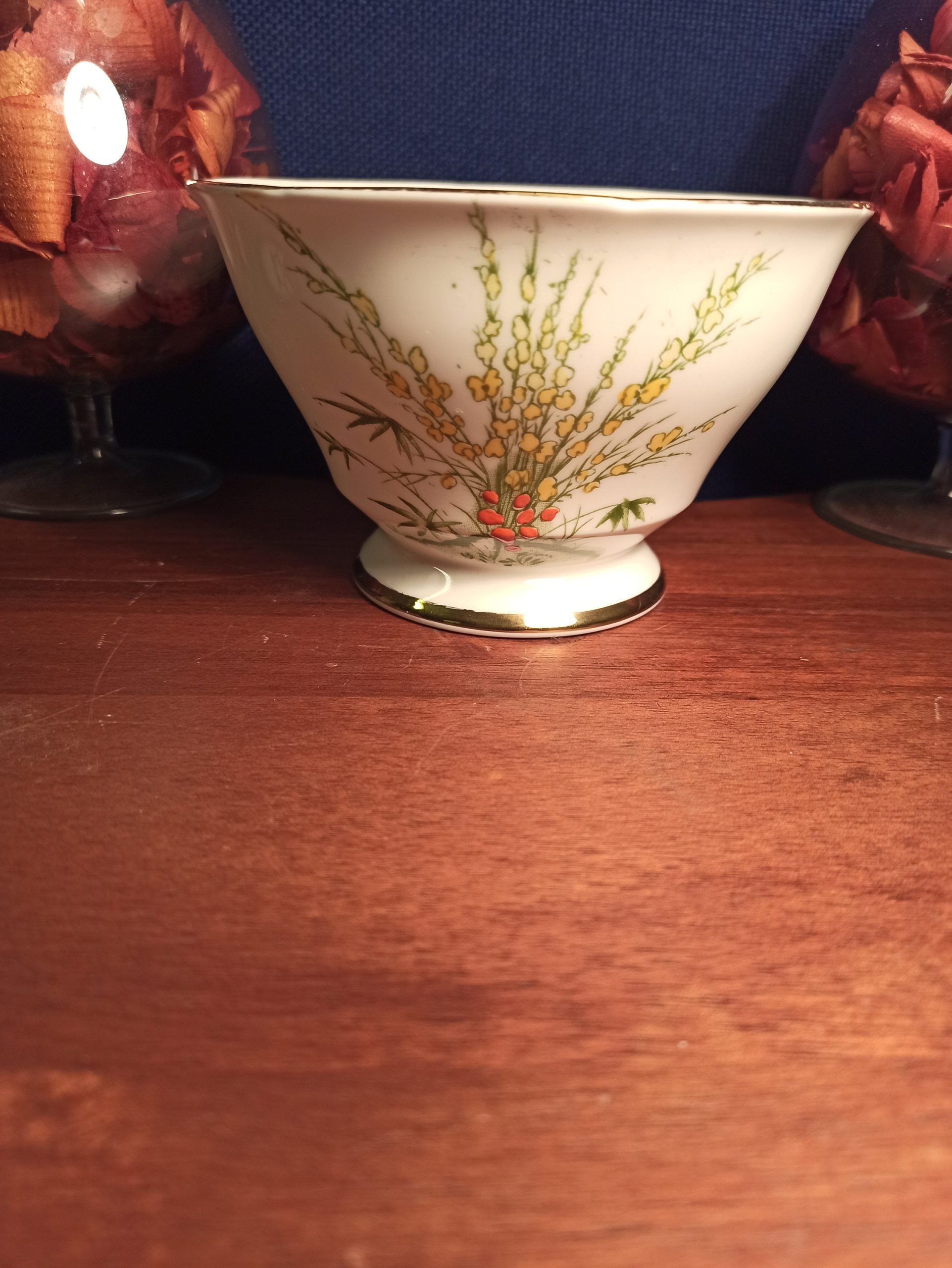 Royal Staffordshire 1950s Hand Painted Sugar Bowl From The Broome Collection. Bone China. Excellent Condition. - Image 2