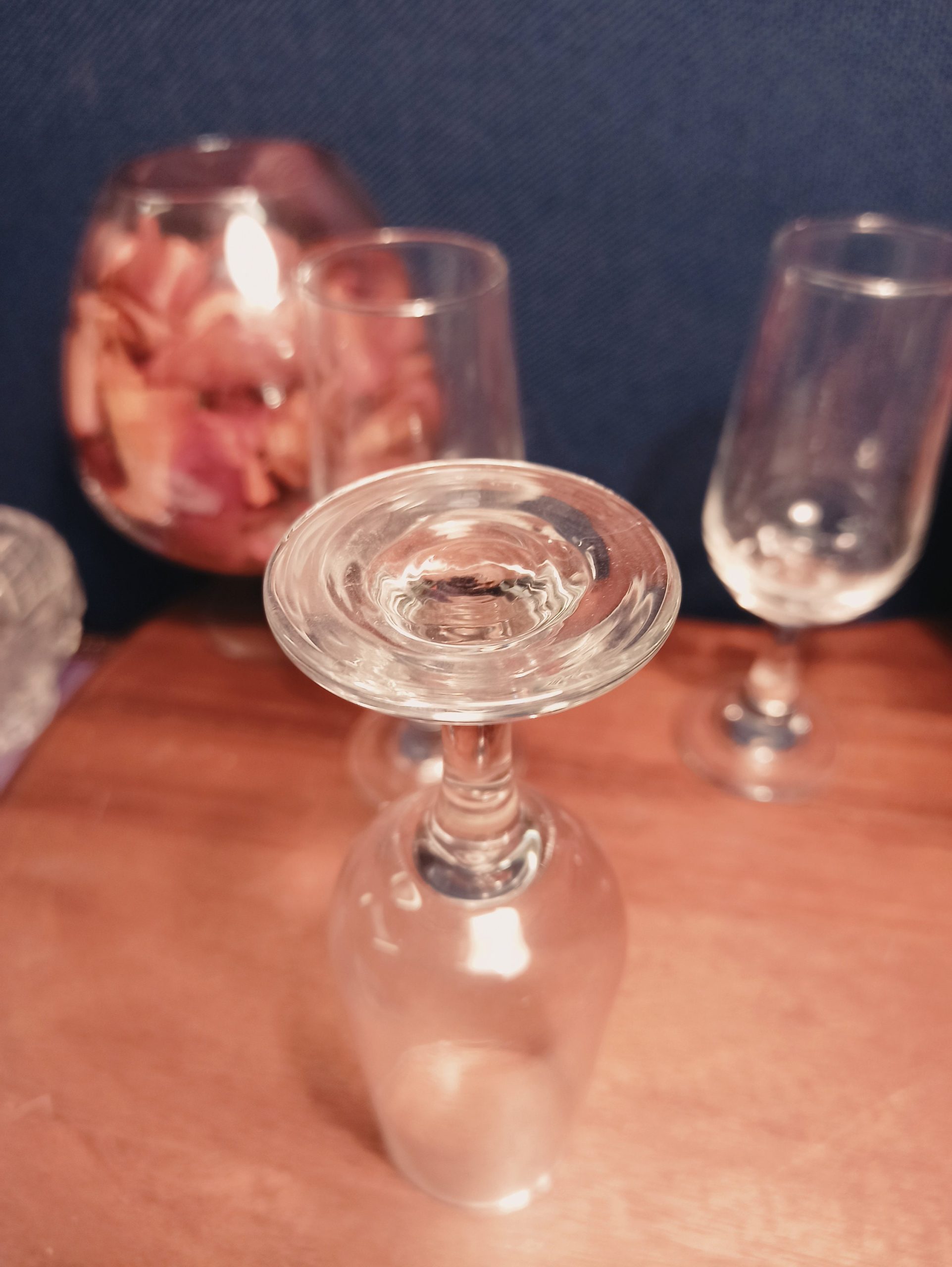 Set of Three Vintage Sherry / Liqueur Glasses. Good Condition. - Image 7