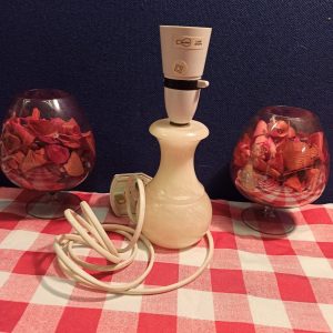 Small Onyx Lamp. Excellent Condition.