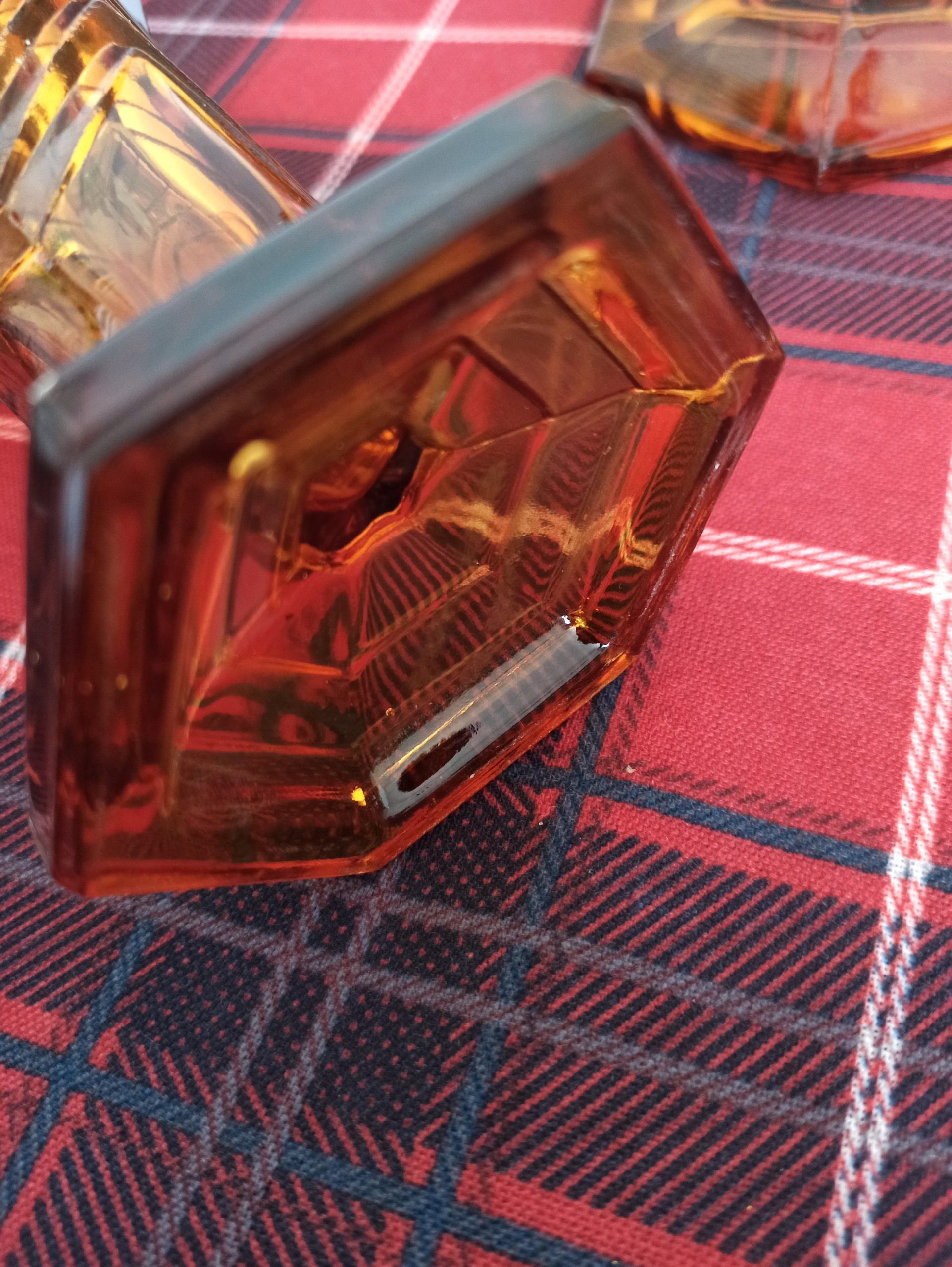 Trio of Amber Art Deco Style Vases. Excellent Condition. - Image 7
