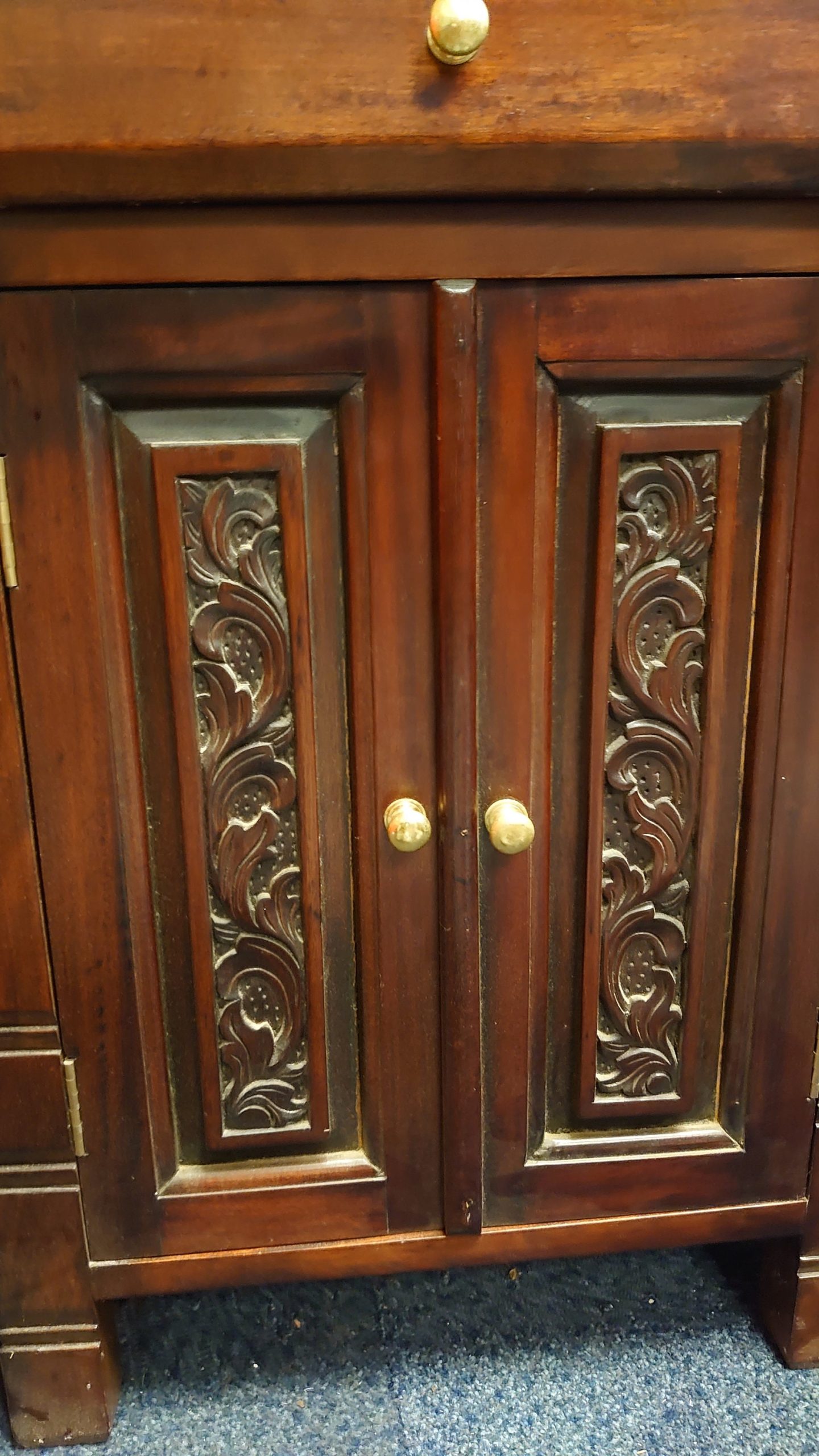 Victorian Reproduction Hallway Stand with Candle Sconces - 1980s/90s. Very good condition. Mahogany-effect - 2.26m tall 0.98m wide 0.4m dep - Image 10