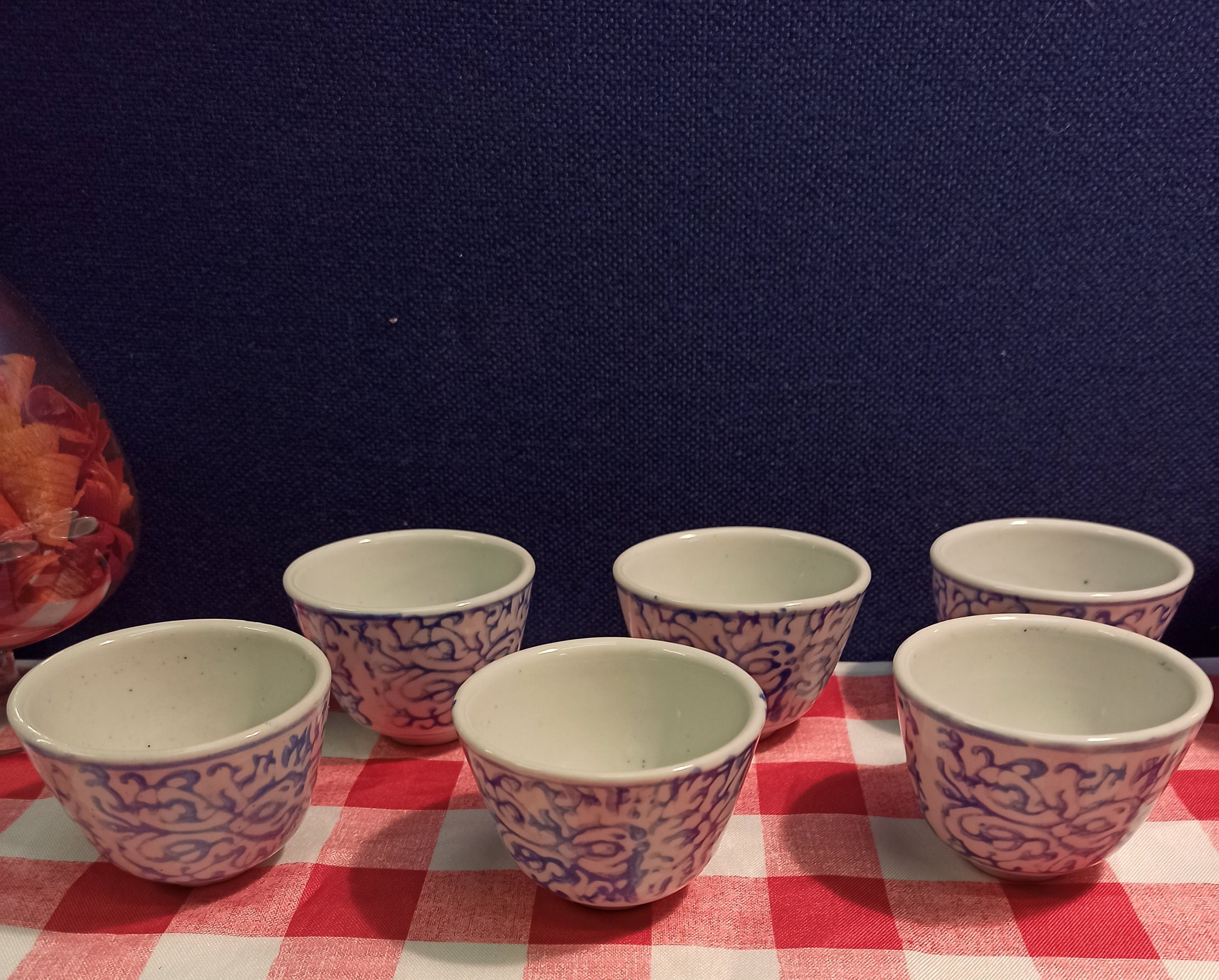 Set of 6 Chinese Tea Cups. Very Good Condition. - Image 2
