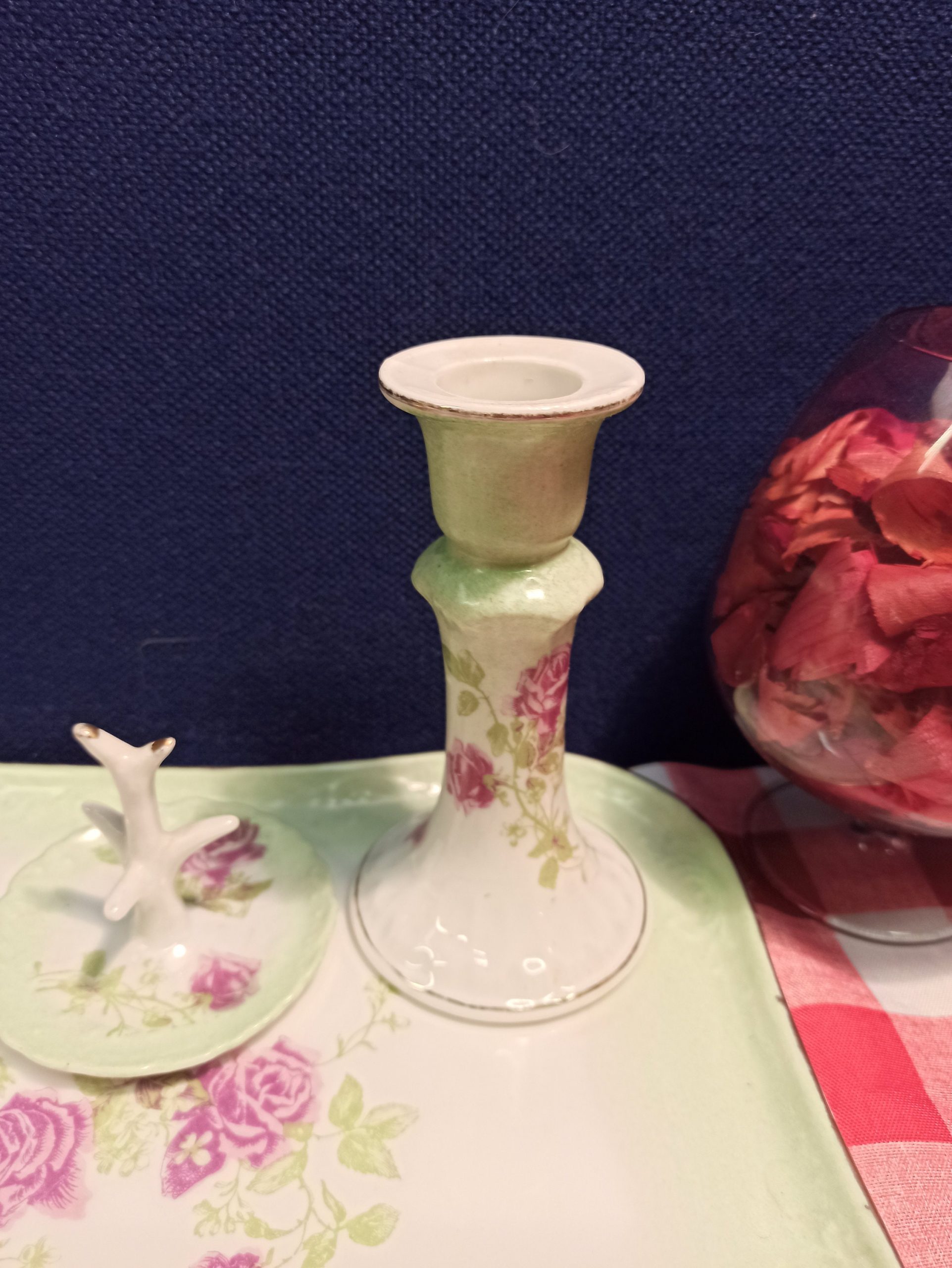 Decorative Dressing Table Vanity Set. Dressing Table Base, Two Candlesticks and Ring Tree. Very Good Condition. - Image 5