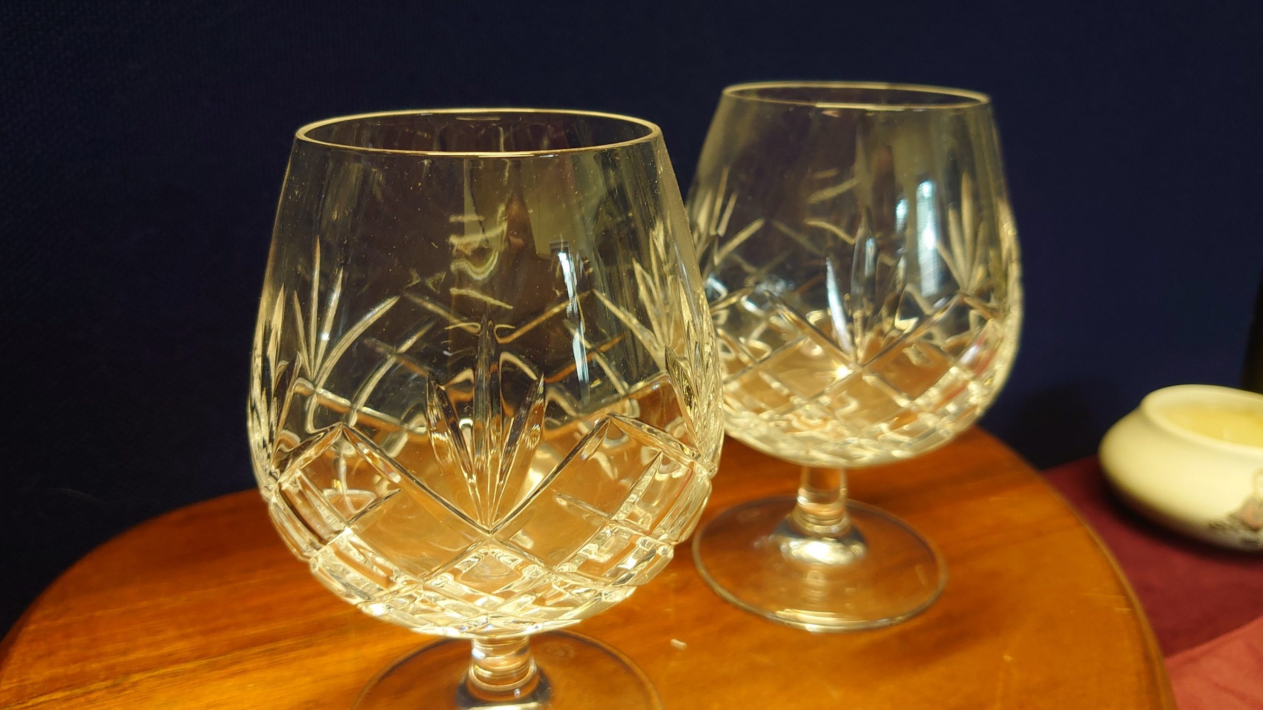 Two Royal Crystal Rock Brandy Glasses - 8.5cm in diameter, 12.5cm in height - Very Good condition - Image 4