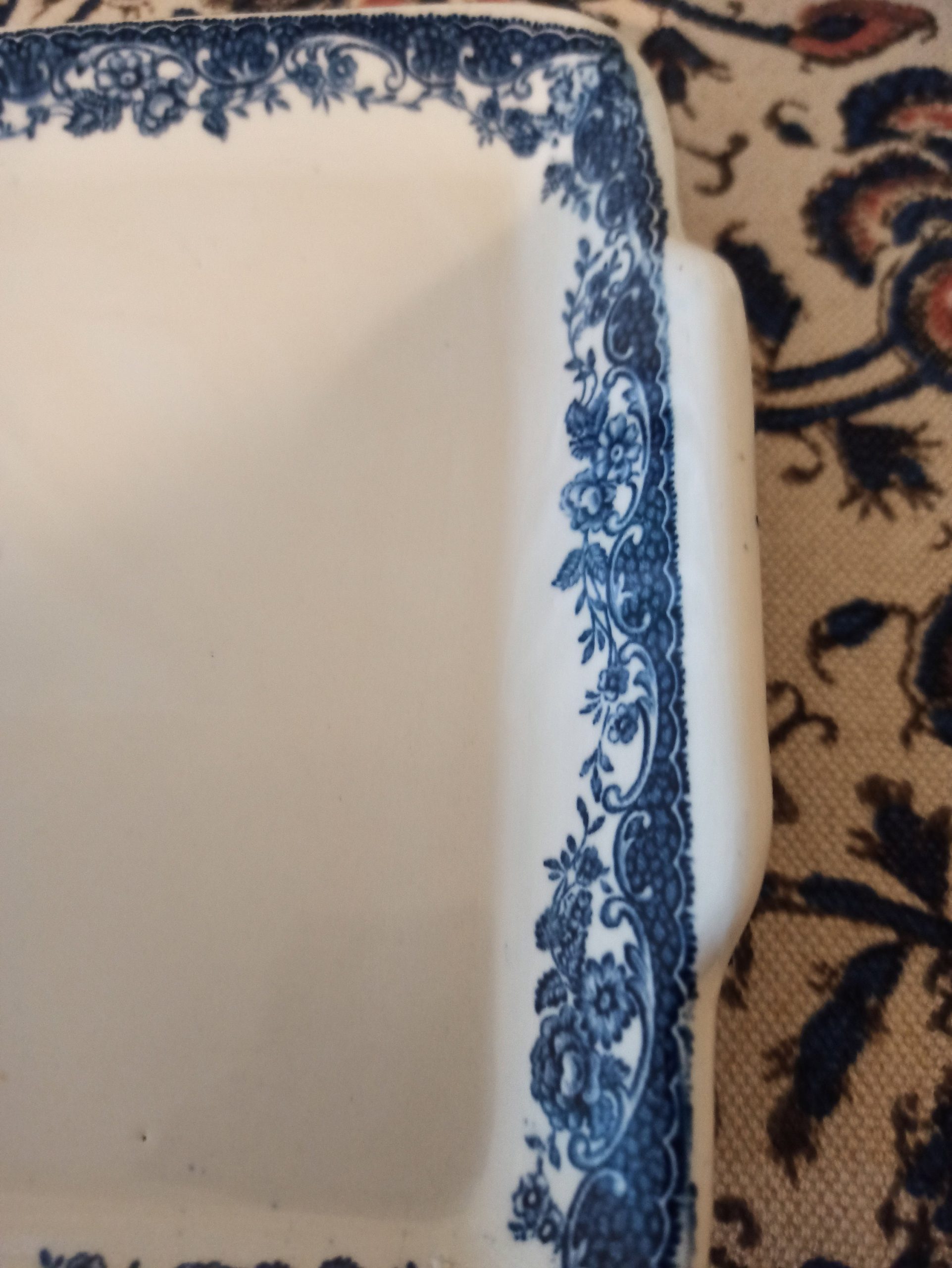 Olde England Royal Tudor Blue and White Serving Platter. - Image 3