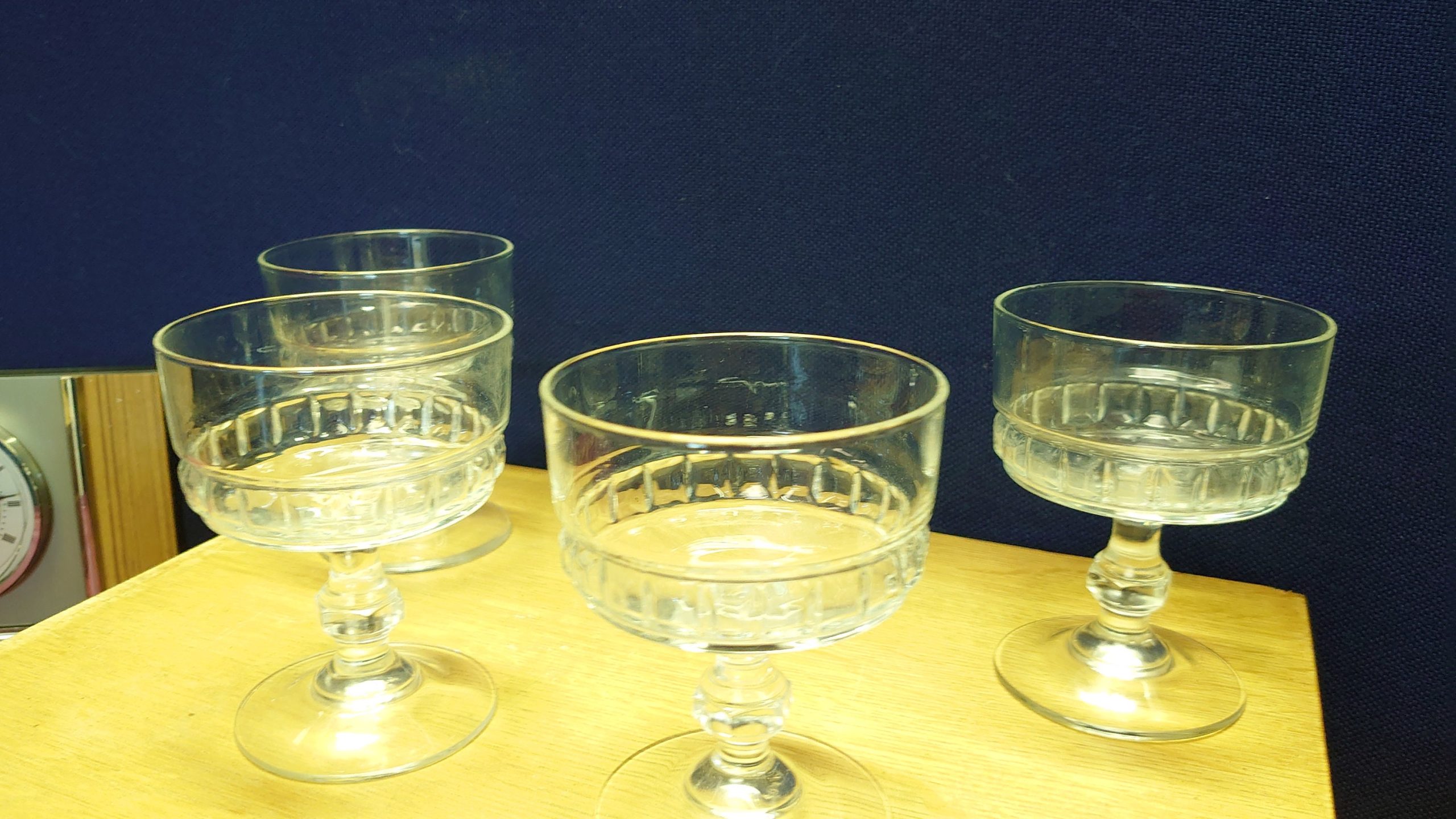 Retro set of Four Coupe Glasses - 11cm tall - Lozenge Pattern - Good Condition! - Image 5