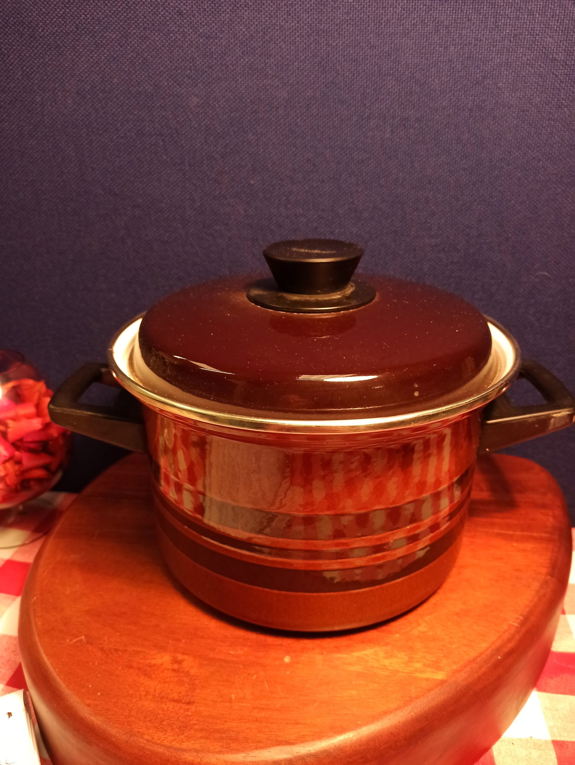 Retro 1970s Hendlers Stew Pot / Cooking Pot. Very Good Condition.