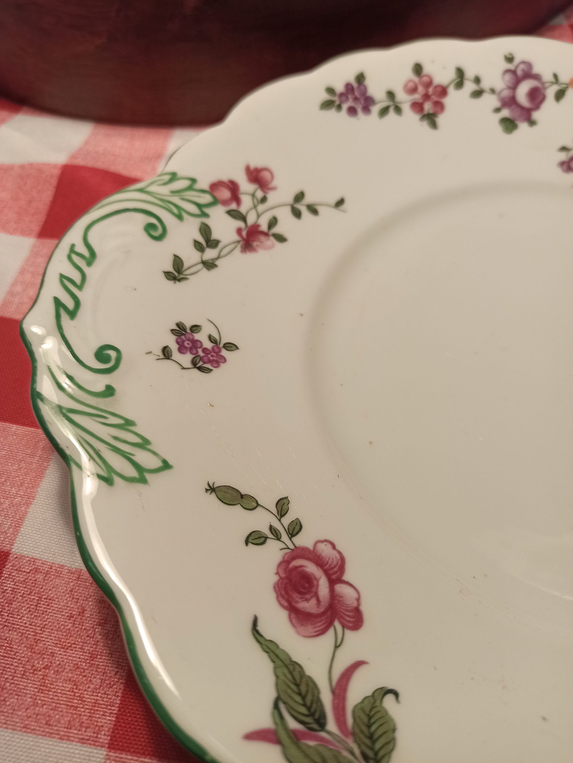 Atlas China 5 Piece Set. 4 Plates and Sandwich / Cake Plate. Good Condition. c1940s. - Image 9
