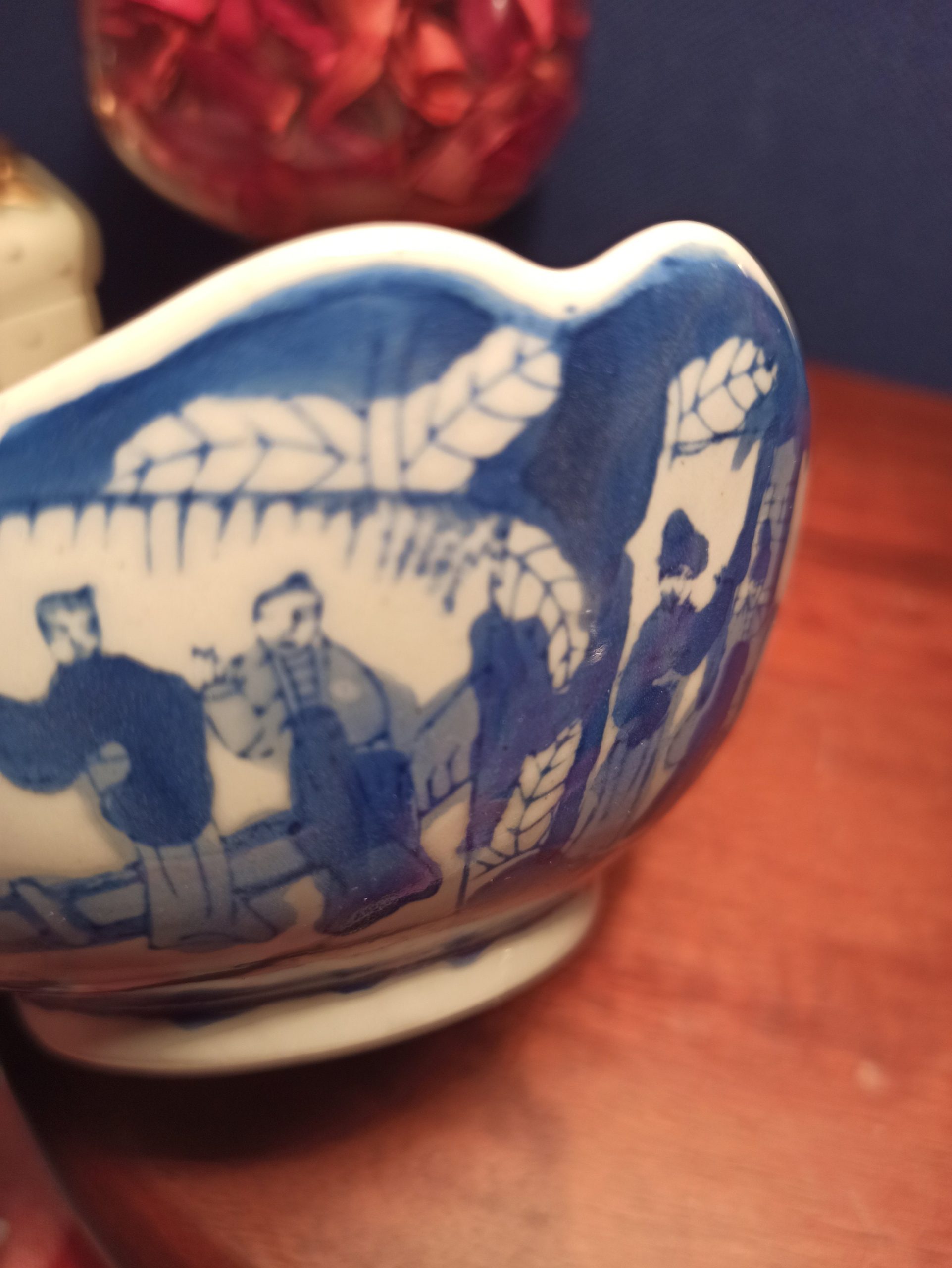 Chinese Blue and White Decorative Bowl. c1950s. Excellent Condition. - Image 4