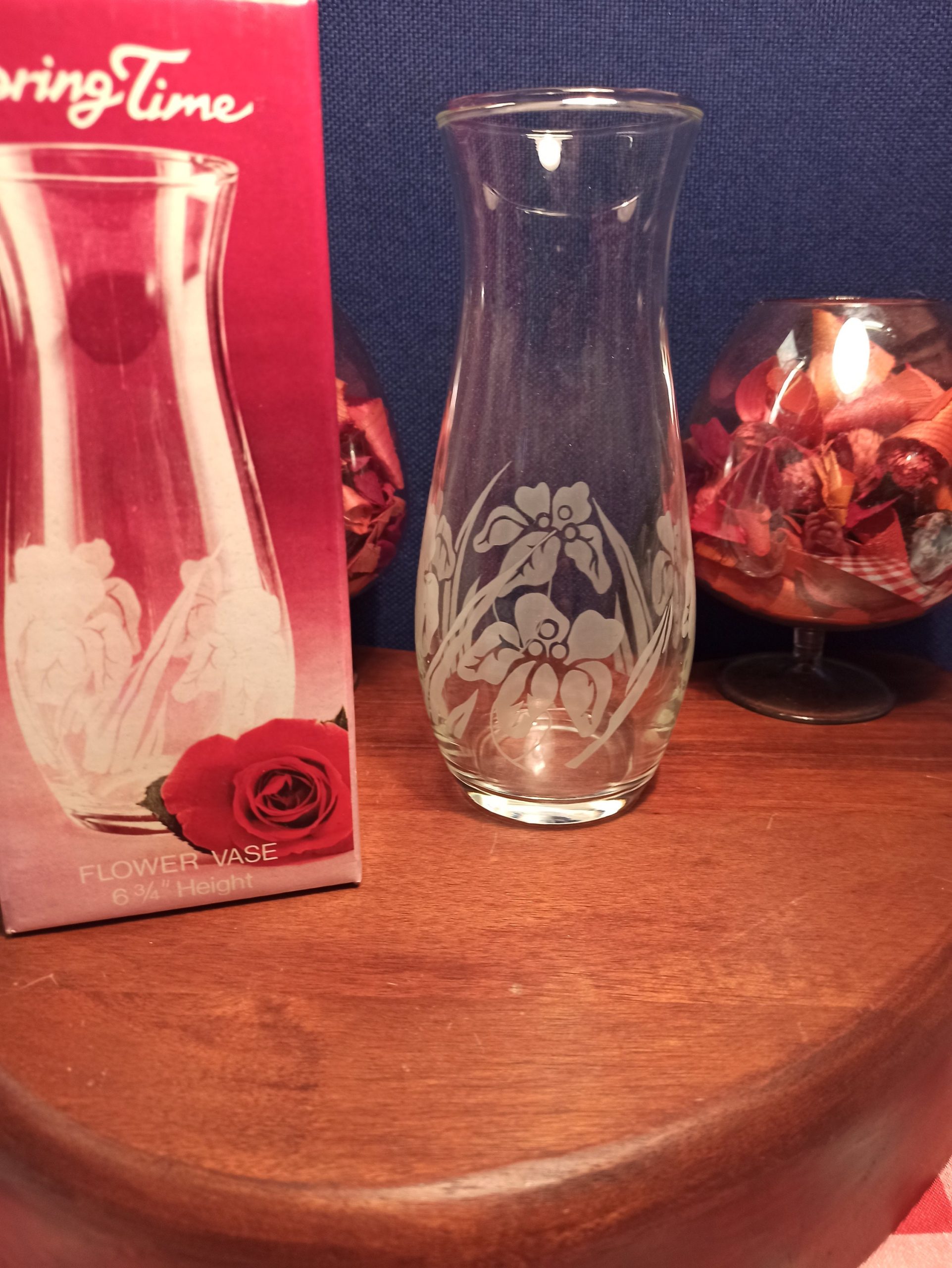 Vintage Vase. Boxed. c.1960s. Excellent Condition. - Image 4