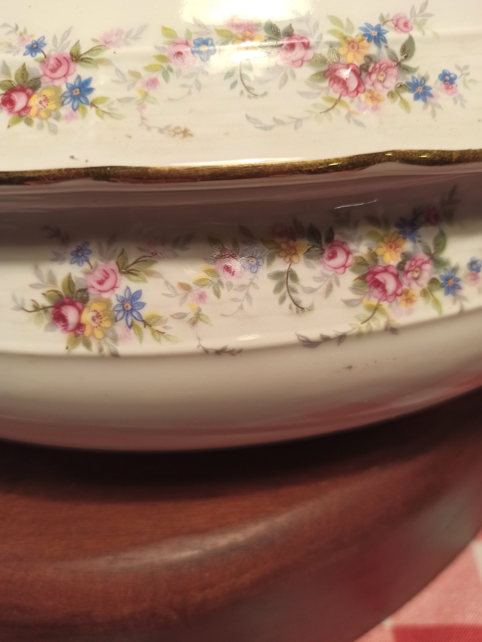 Carlsbad Fine Porcelain Thun Vegetable Tureen. Very Good Condition. - Image 5