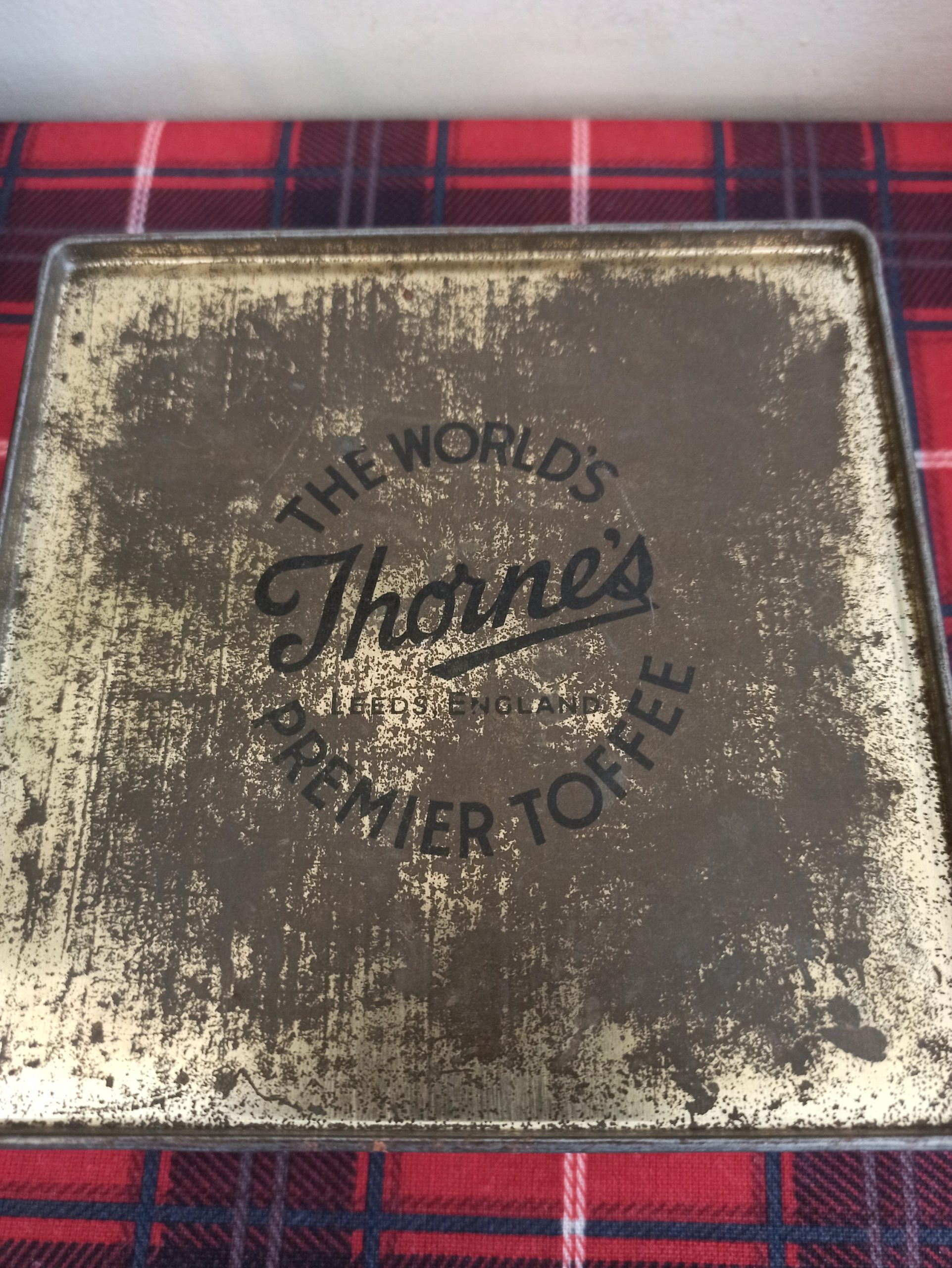 Vintage Thornes Toffee Tin. 'The Age of Innocence'. - Image 6