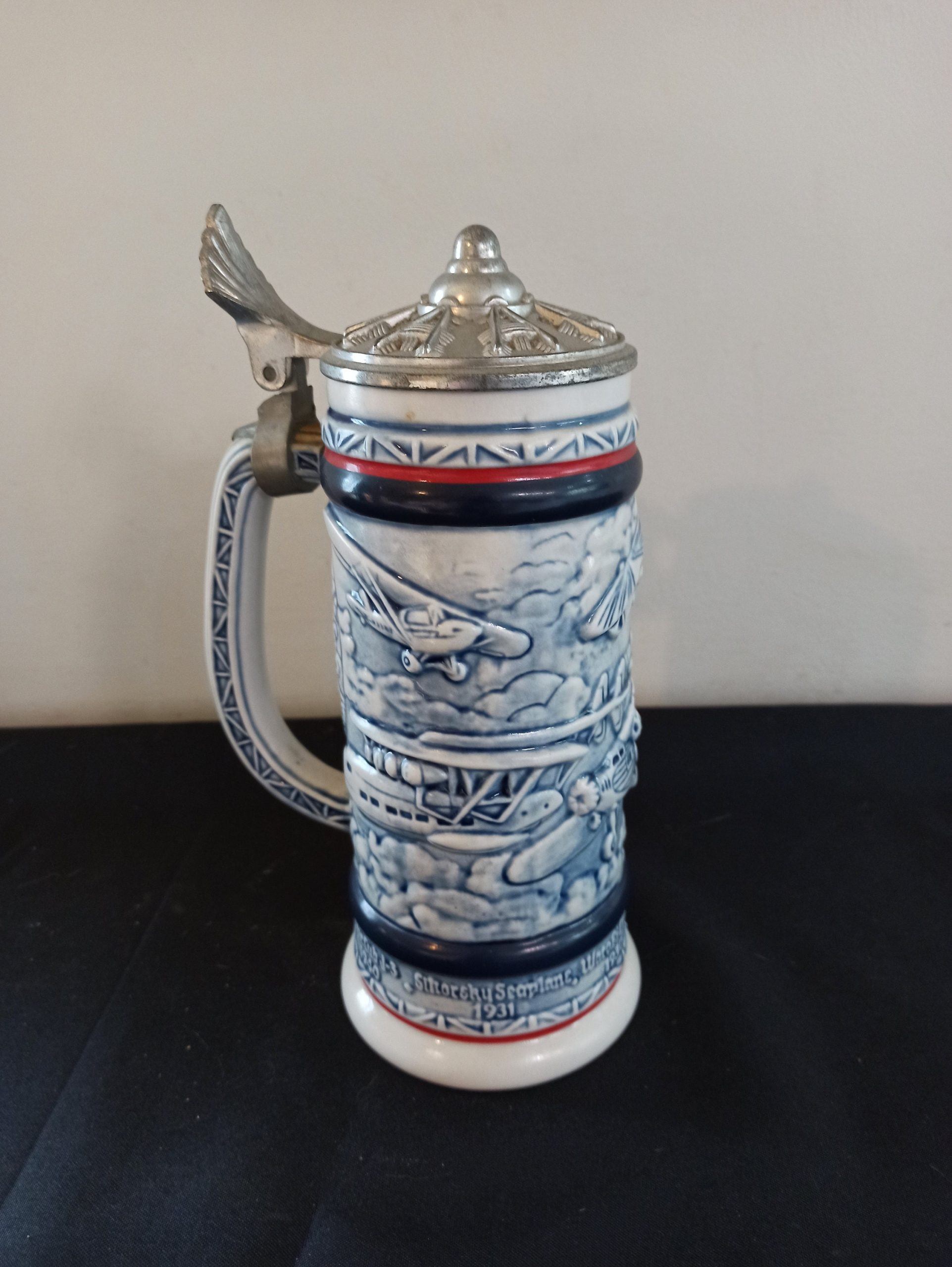 Vintage, Collectors 1981 Avon Beer Stein. Very Good Condition. Commemorating Aviation. - Image 2