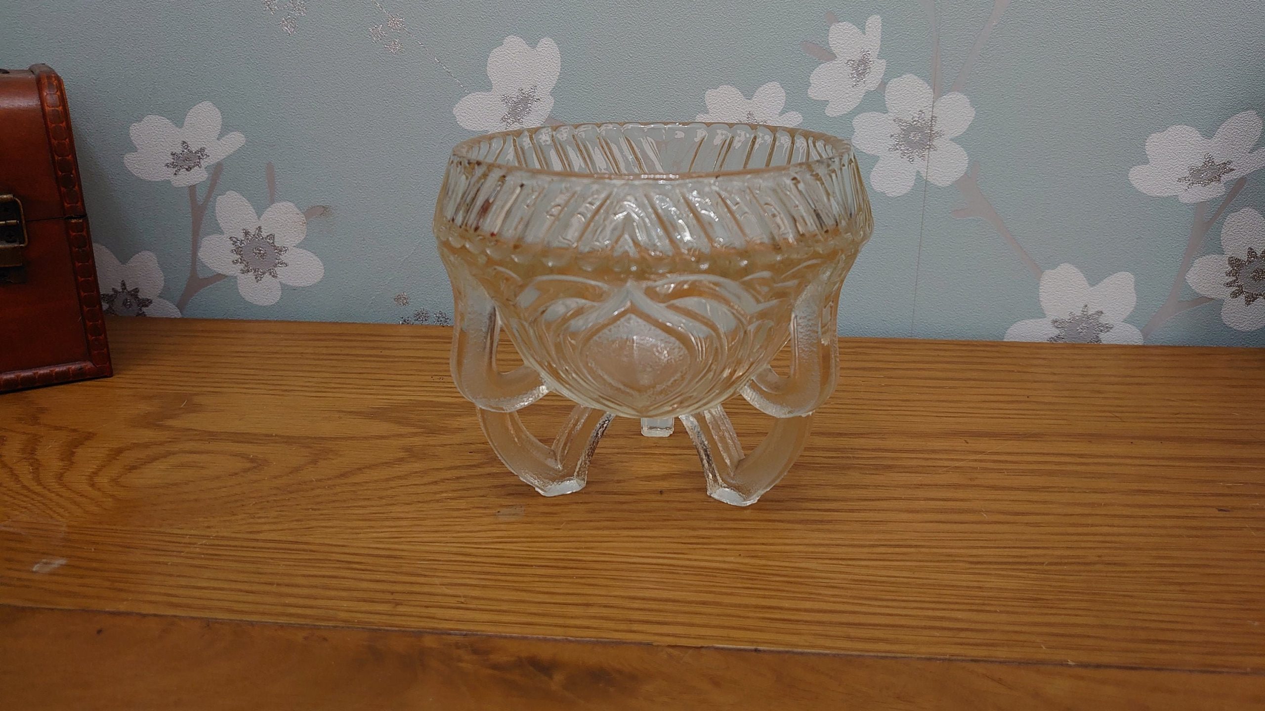 Medium-Sized Heavy Tripod Glass Nut or Pot Pourri Bowl - 1950s - Very Good Condition! Retro Glassware