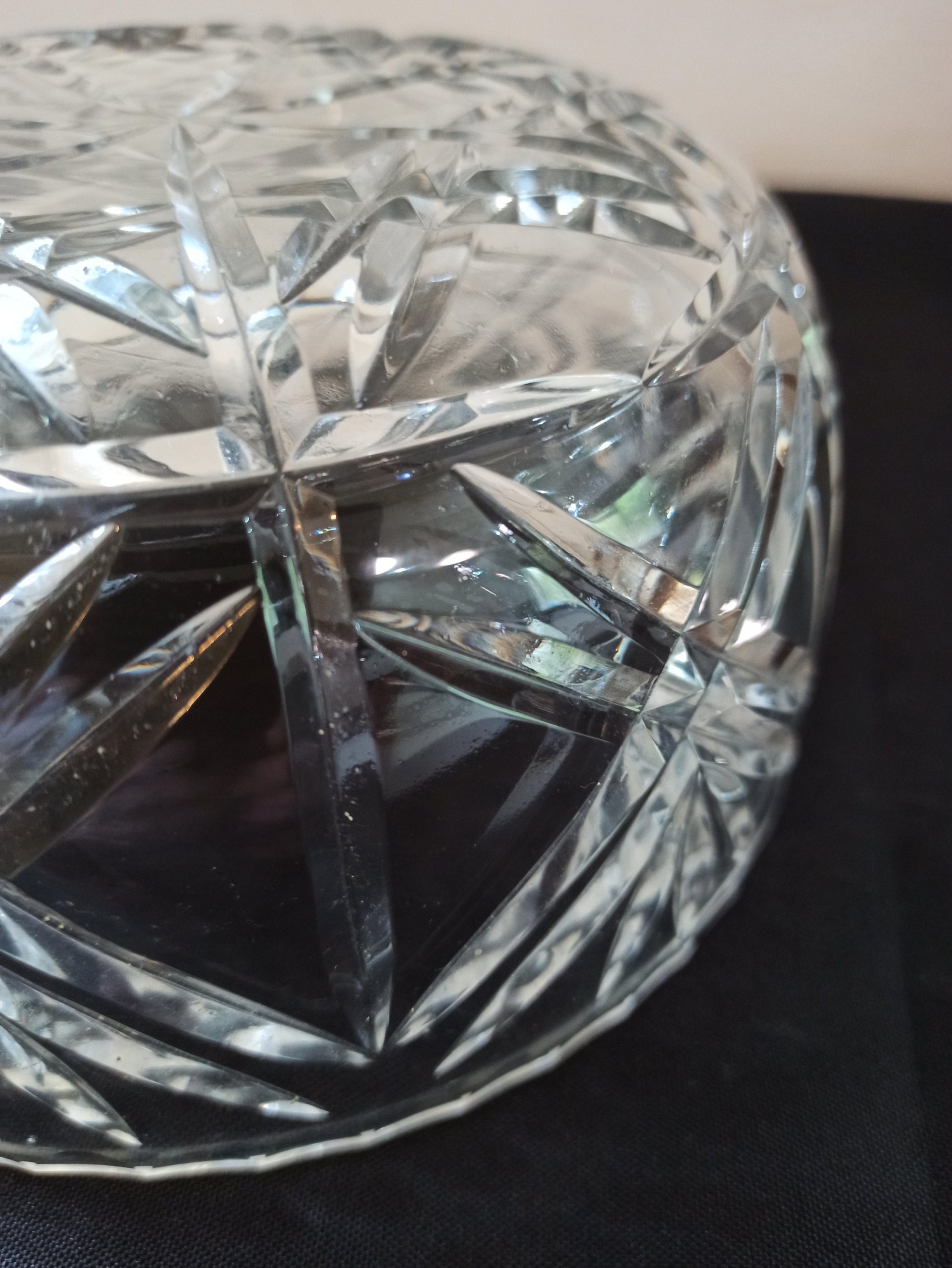 Vintage Glass Fruit Bowl. - Image 7