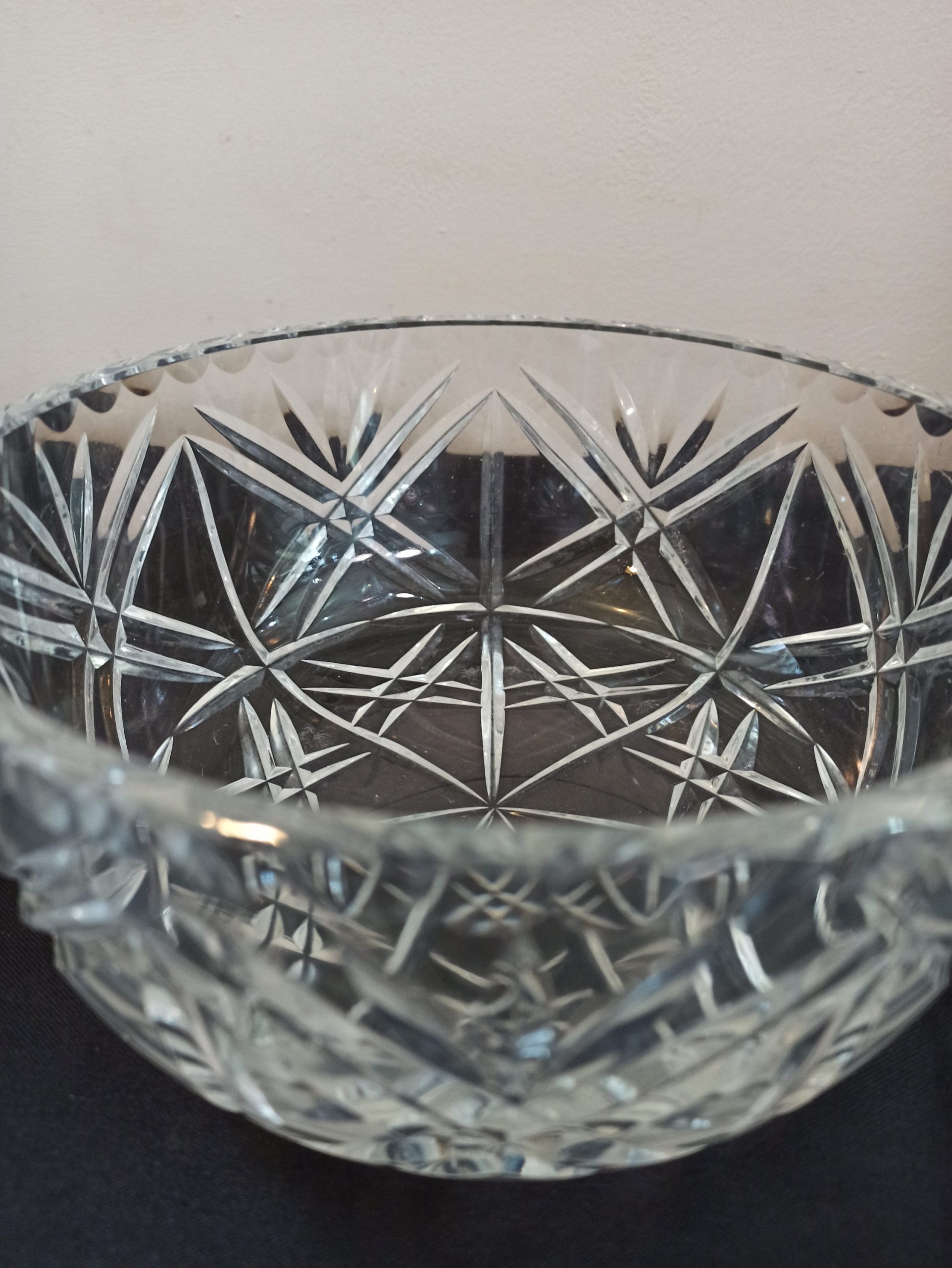 Vintage Glass Fruit Bowl. - Image 9