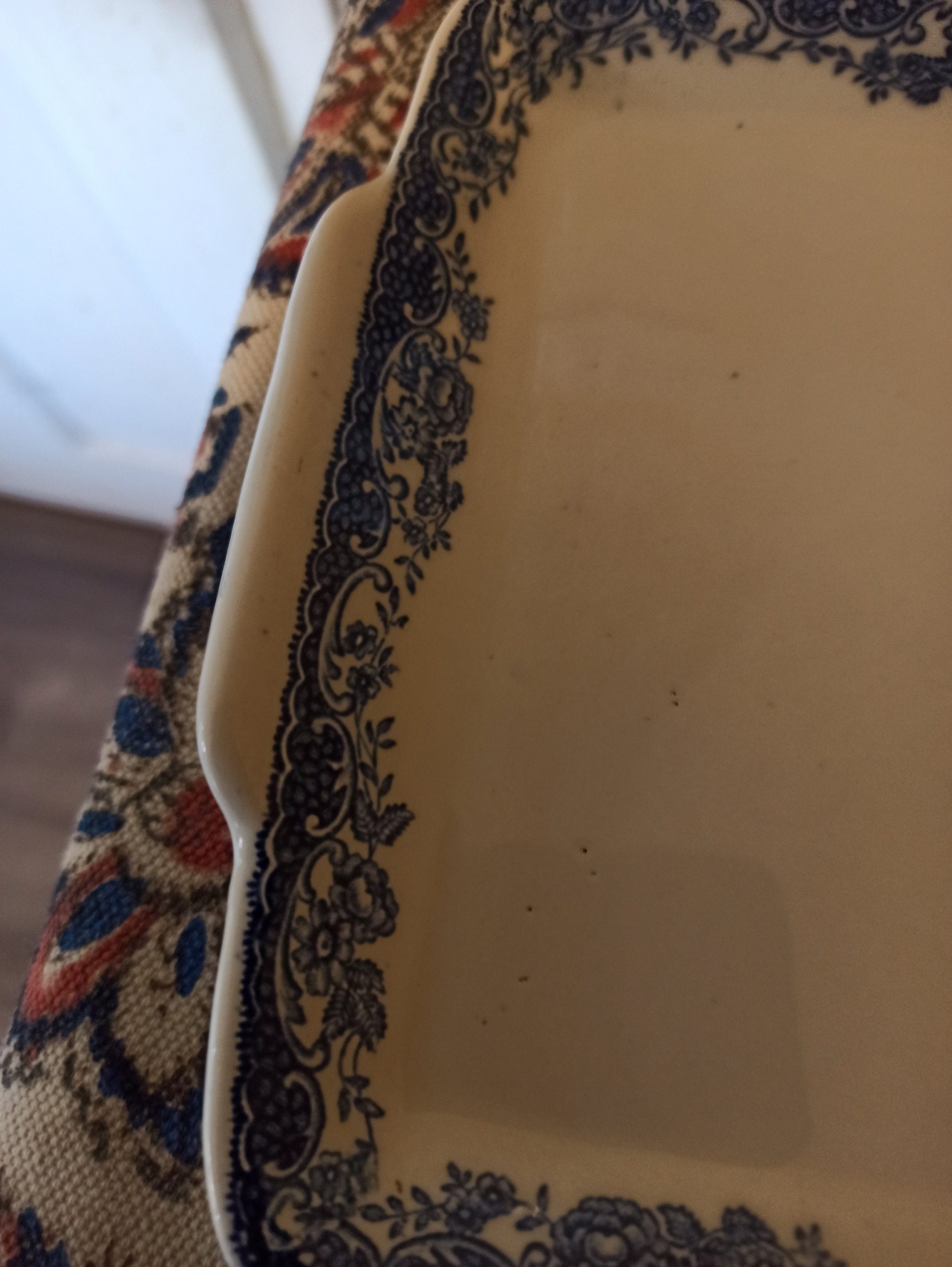 Olde England Royal Tudor Blue and White Serving Platter. - Image 4