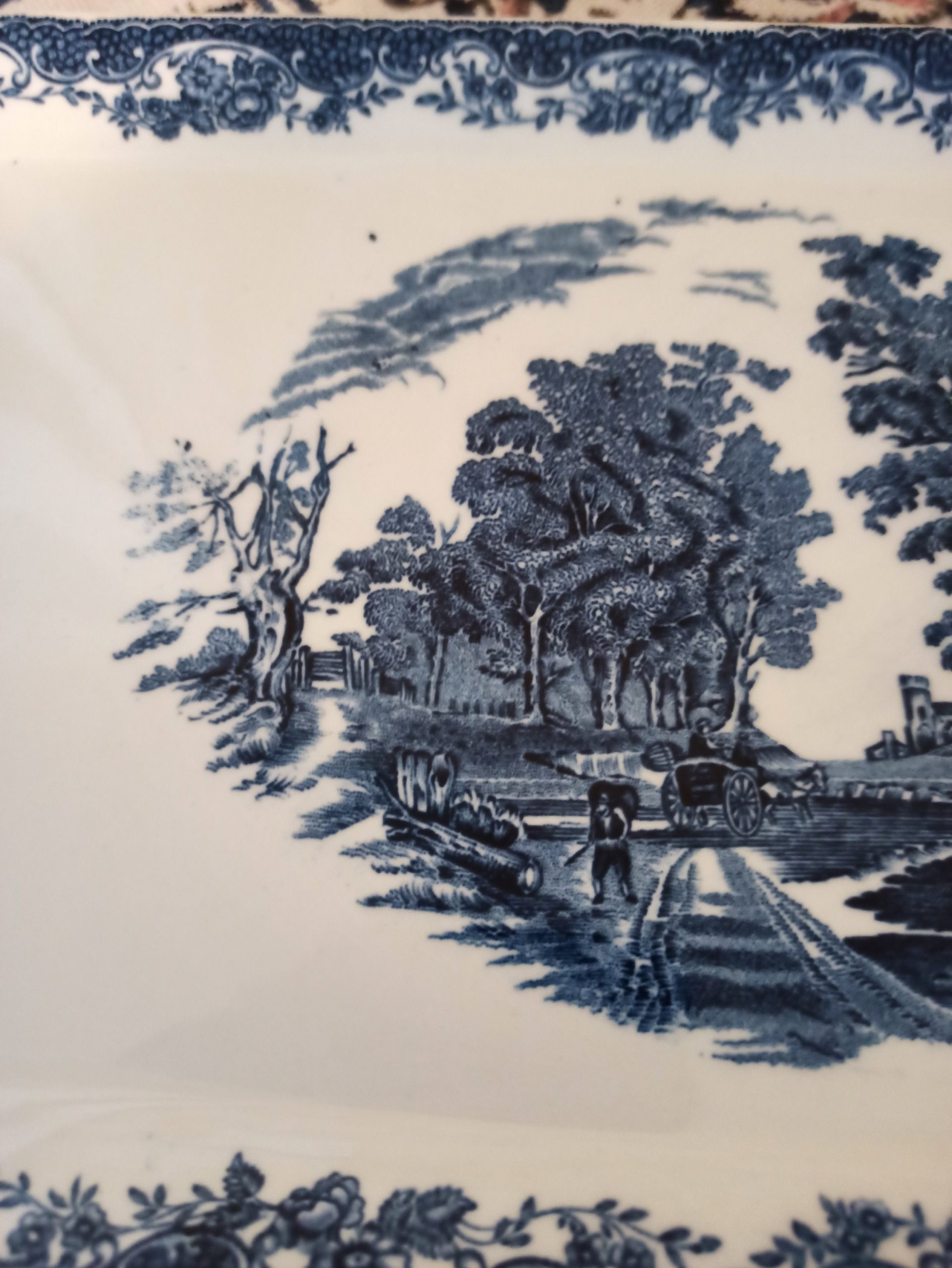 Olde England Royal Tudor Blue and White Serving Platter. - Image 9