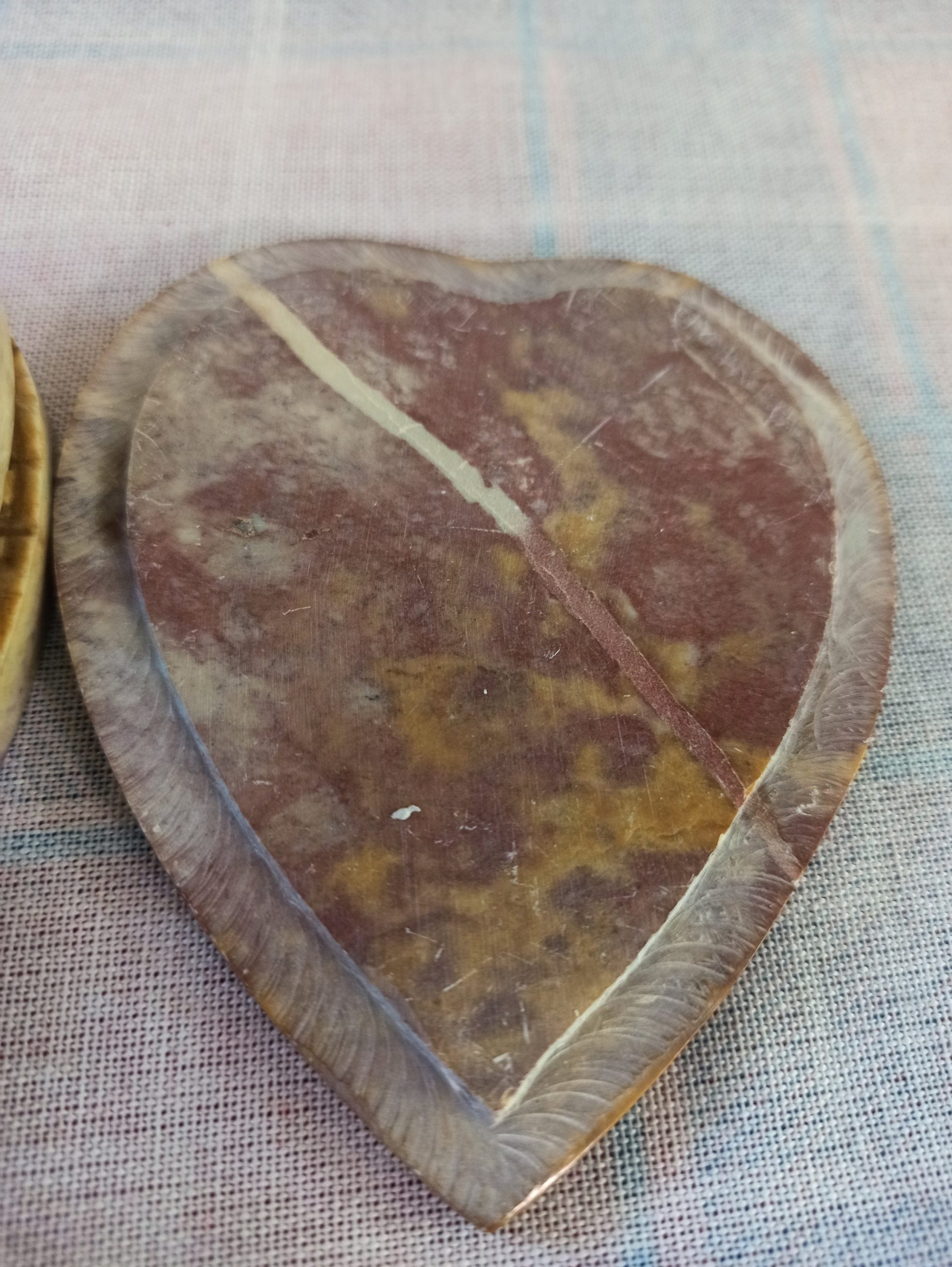 Indian or African Carved Stone Heart Shaped Trinket Box With Inlayed Mother Of Pearl. - Image 6