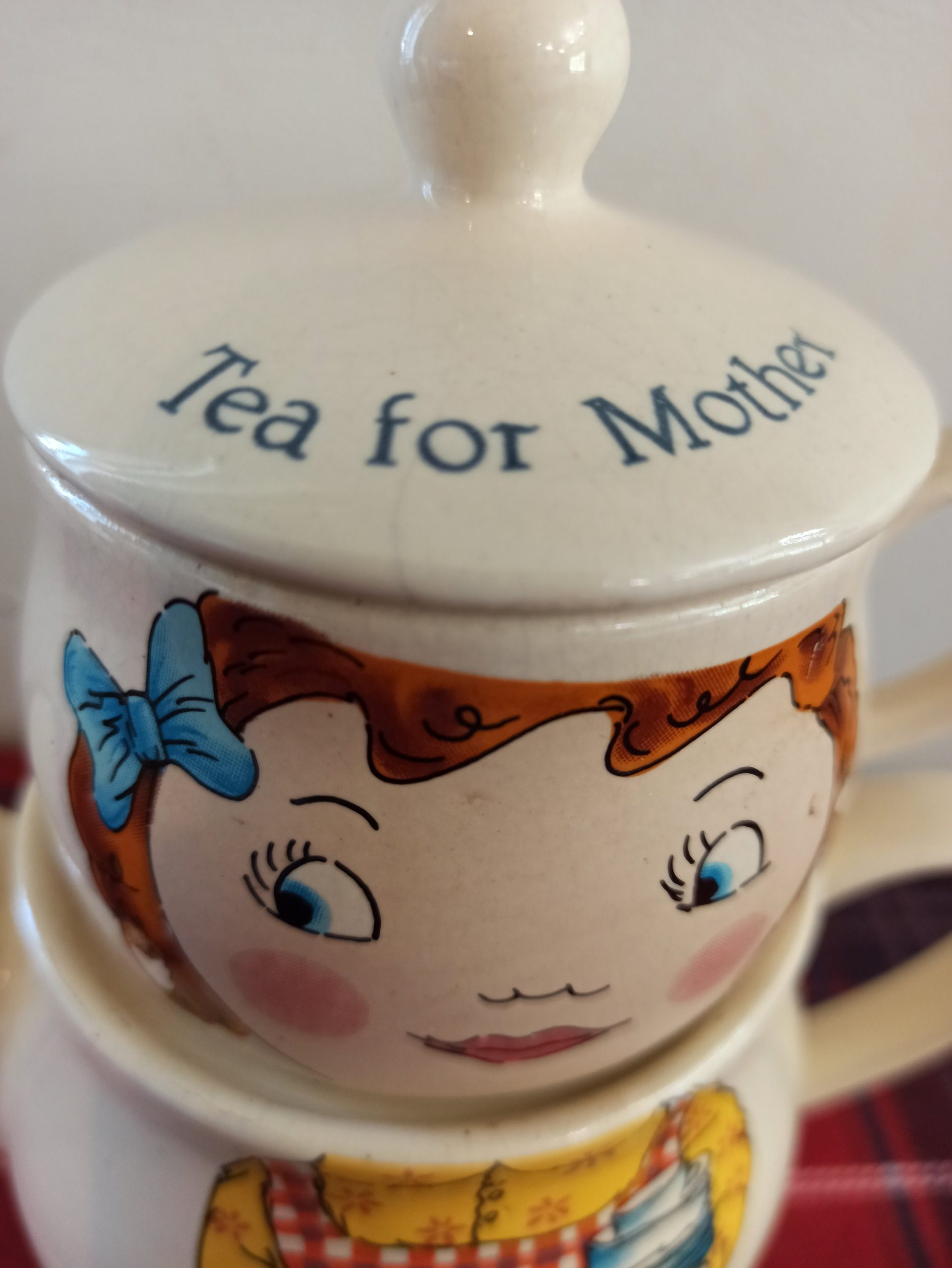 Vintage Novelty Teapot, 'Tea For Mother'. - Image 4