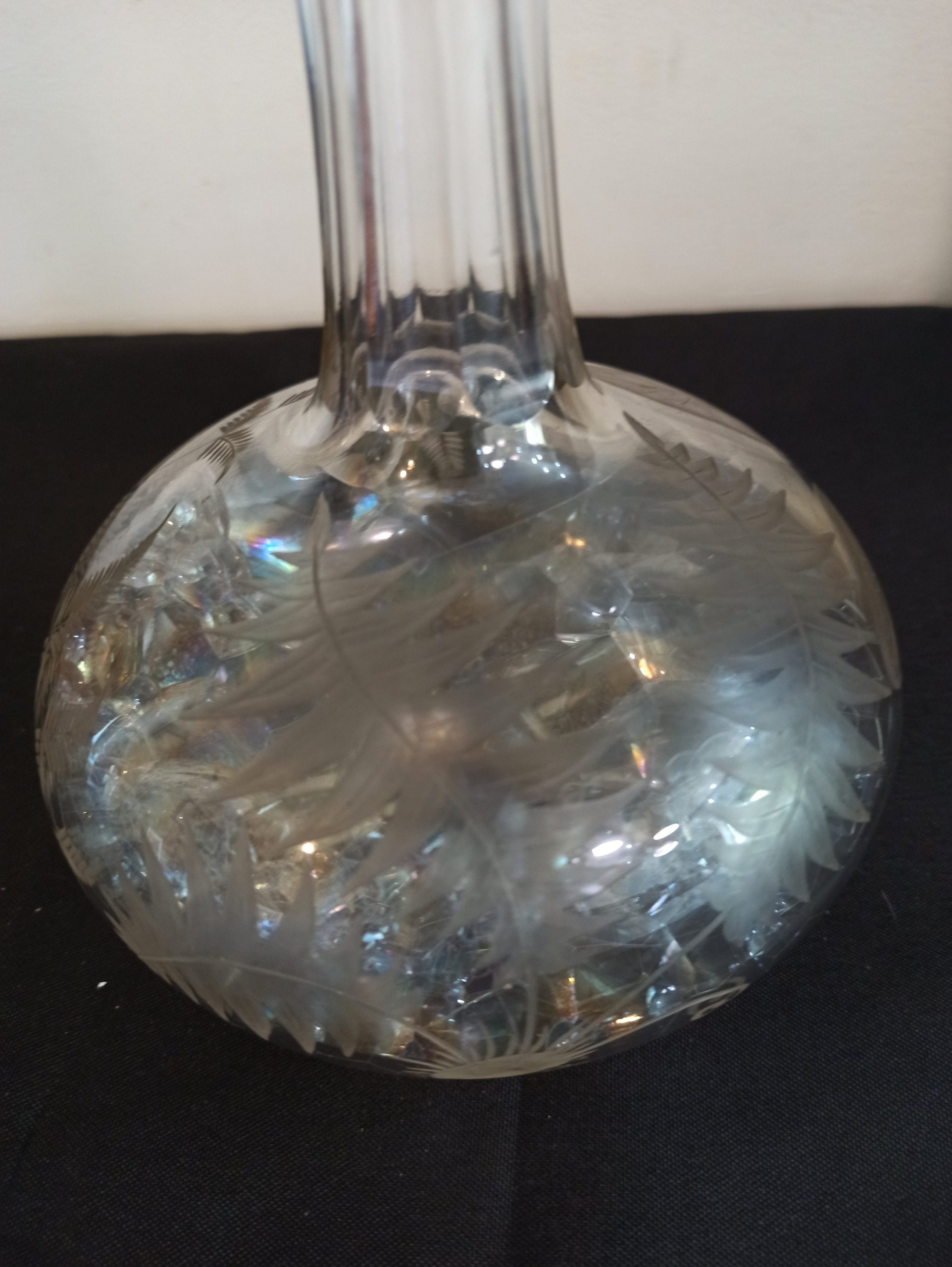 Victorian Flat Bottomed Etched Decanter. Very Good Condition. - Image 2