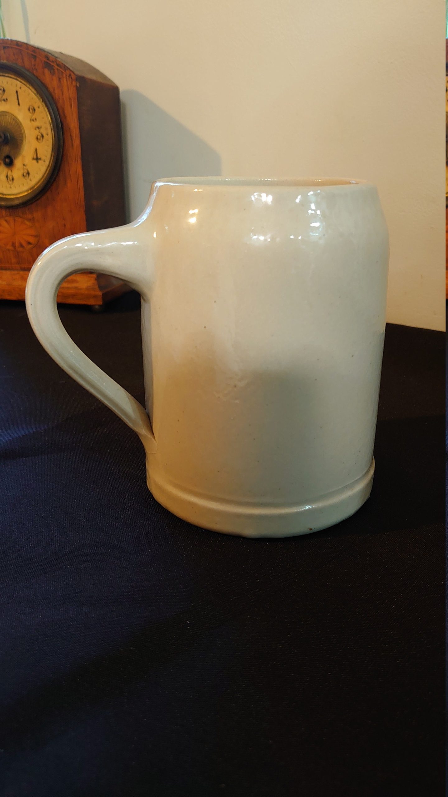 International Flags Salt-glaze Ceramic Beer Stein - 0.5 litres - 12.5cm tall - Image 9