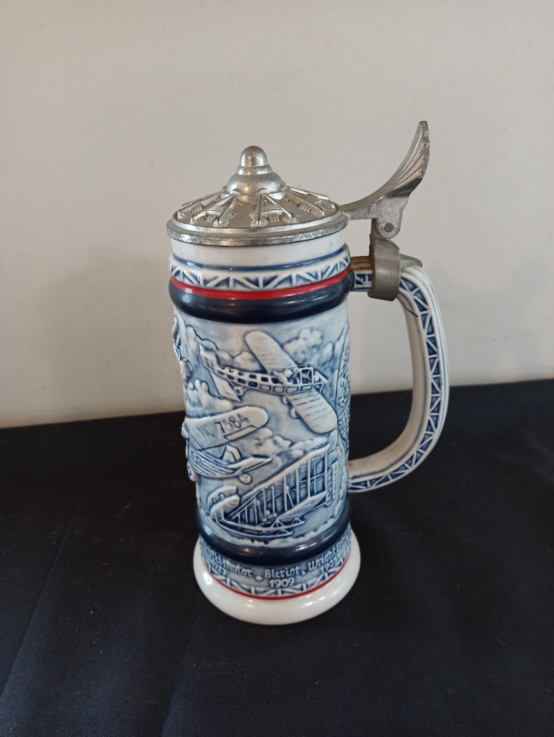 Vintage, Collectors 1981 Avon Beer Stein. Very Good Condition. Commemorating Aviation. - Image 3
