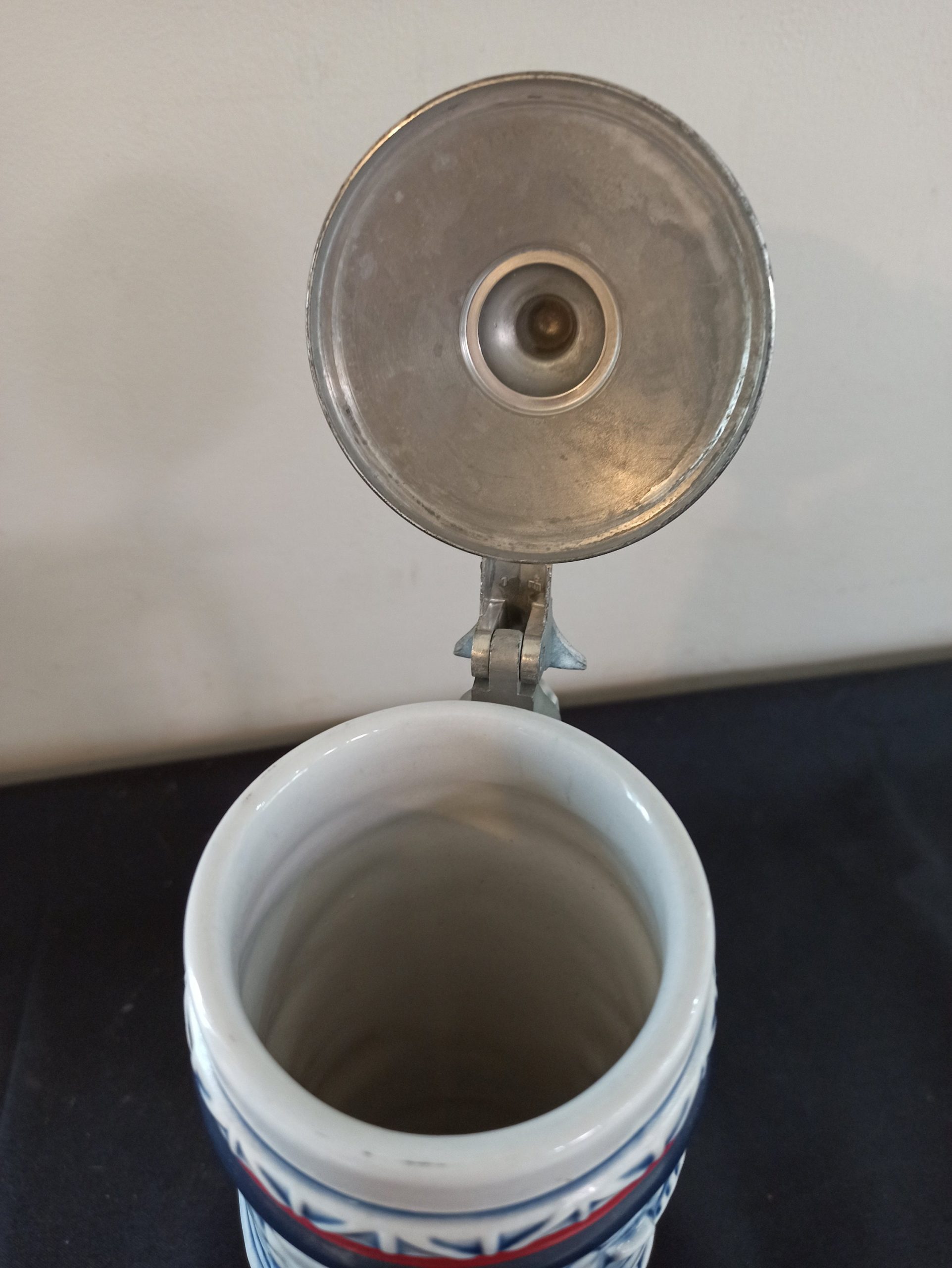 Vintage, Collectors 1981 Avon Beer Stein. Very Good Condition. Commemorating Aviation. - Image 5