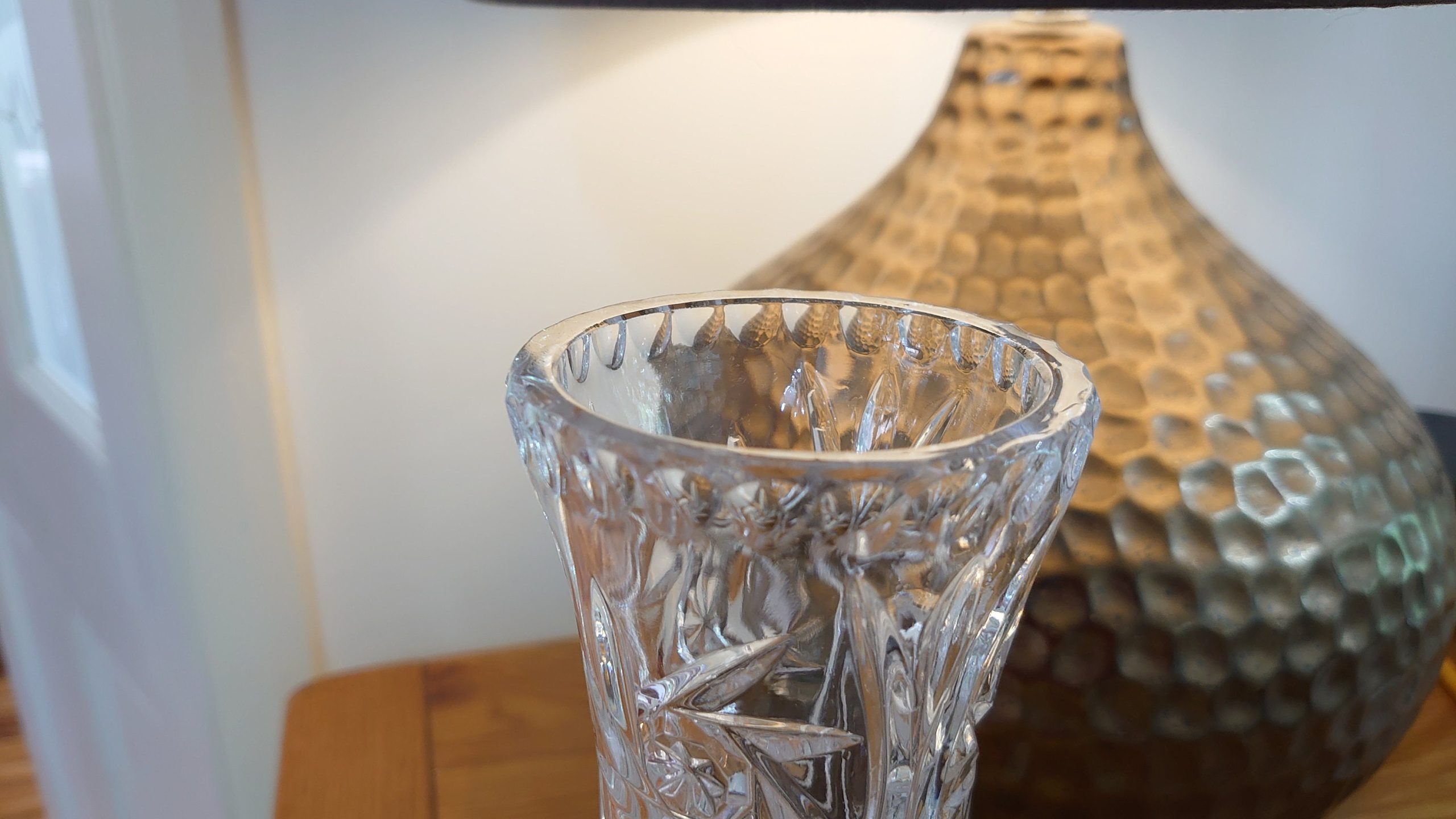 Retro Vintage Cut Glass Posy Vase with Spiral Effect or Catherine Wheel Effect Pattern - Very Good Condition - 20.5cm tall - Image 3