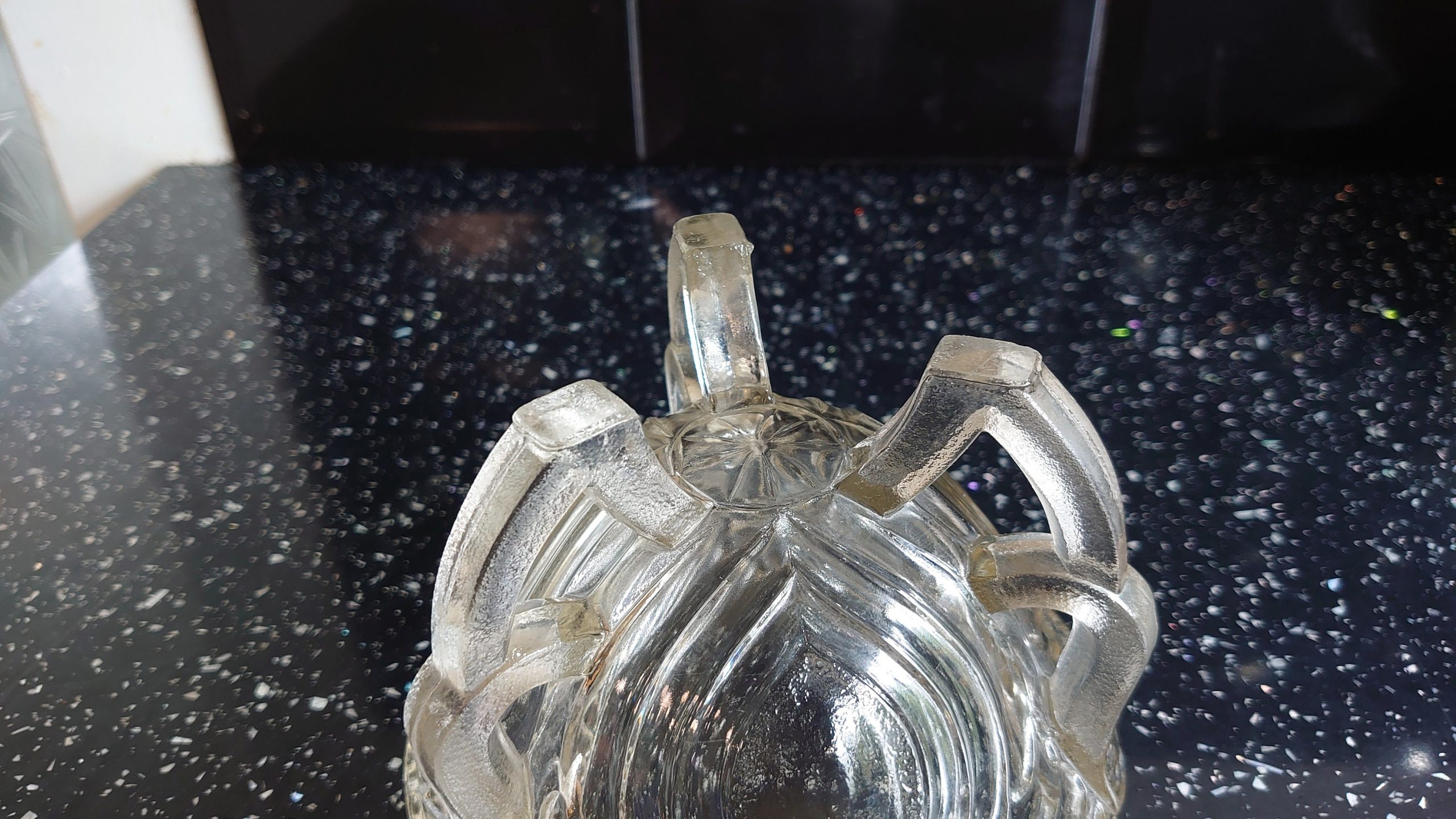 Medium-Sized Heavy Tripod Glass Nut or Pot Pourri Bowl - 1950s - Very Good Condition! Retro Glassware - Image 7
