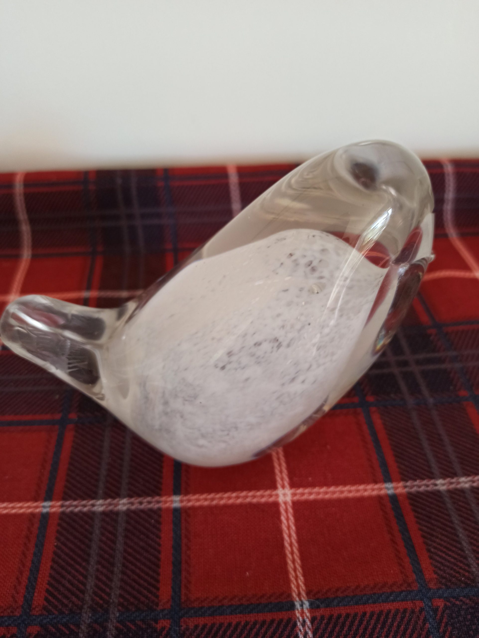Vintage Bird Paperweight. Very Good Condition.