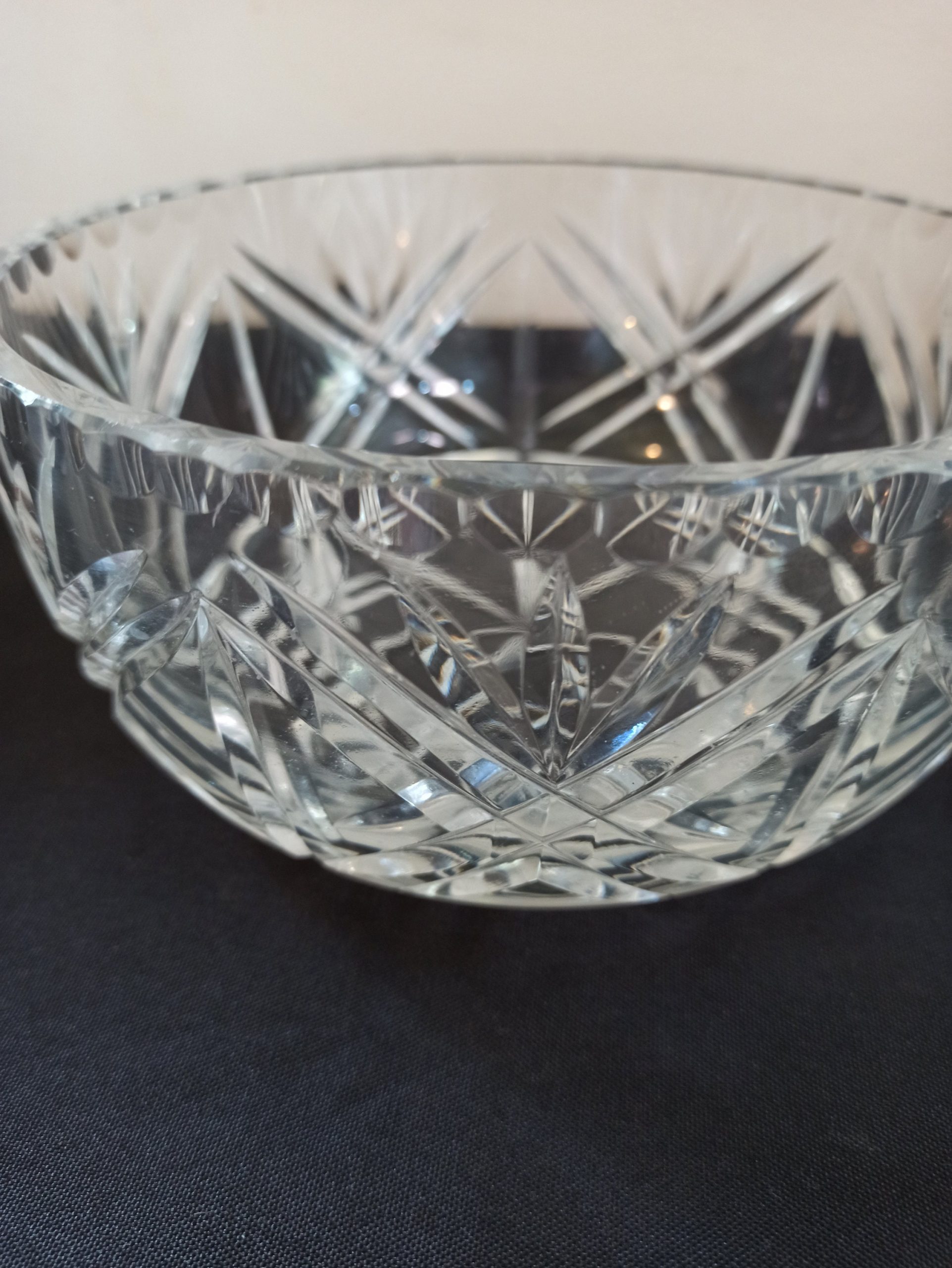 Vintage Glass Fruit Bowl. - Image 8