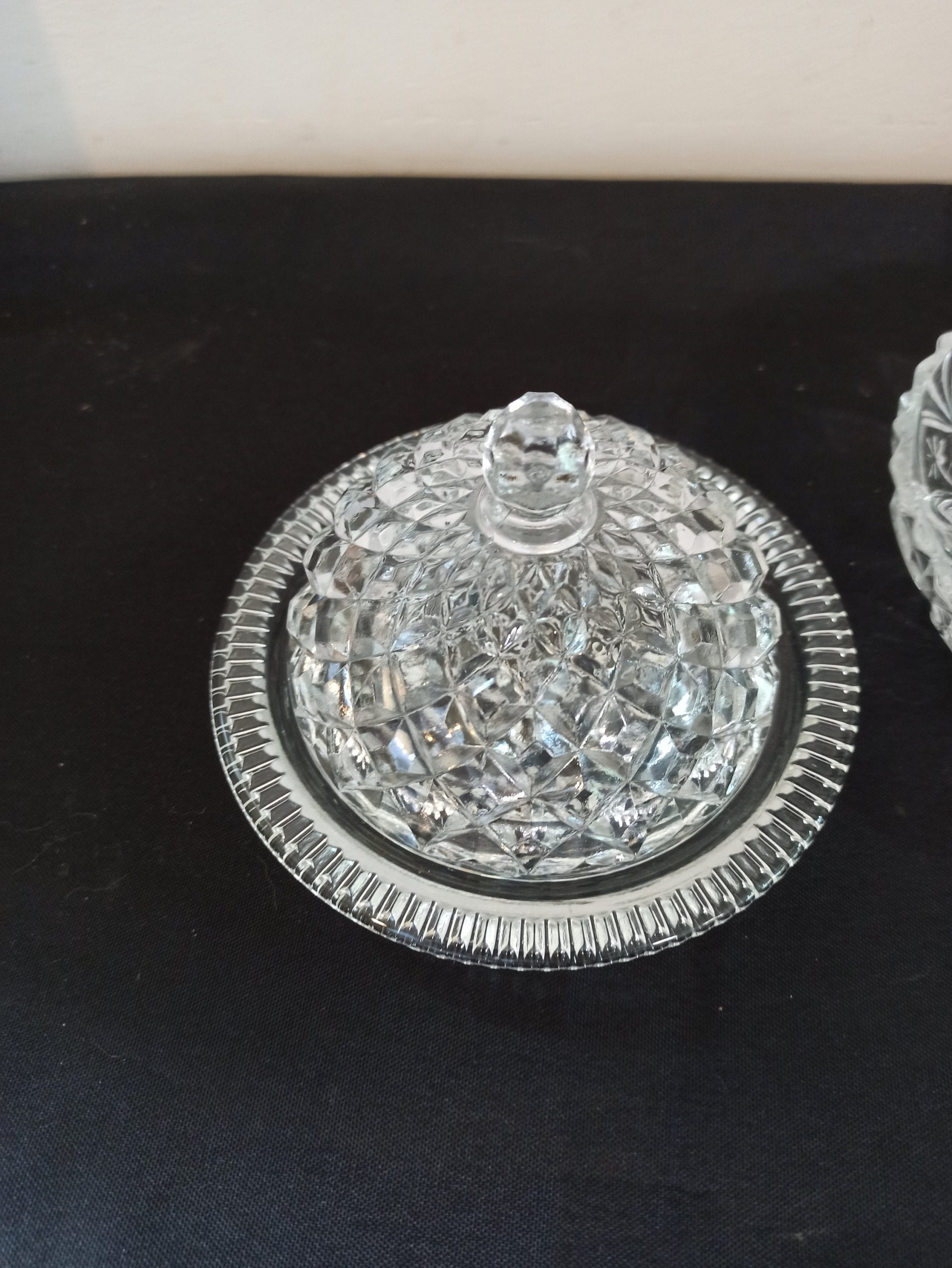 Vintage Triple Compartment Hors d-oeuvres Dish and Marmalade / Preserves Lidded Jar. Very Good Condition. - Image 2