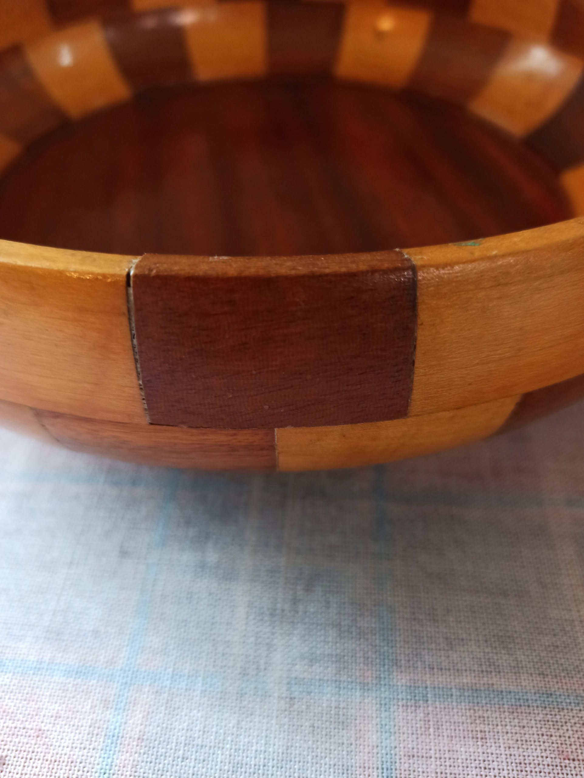 Vintage Wooden Treen Fruit Bowl. Inlaid Wood. Very Good Condition. - Image 2