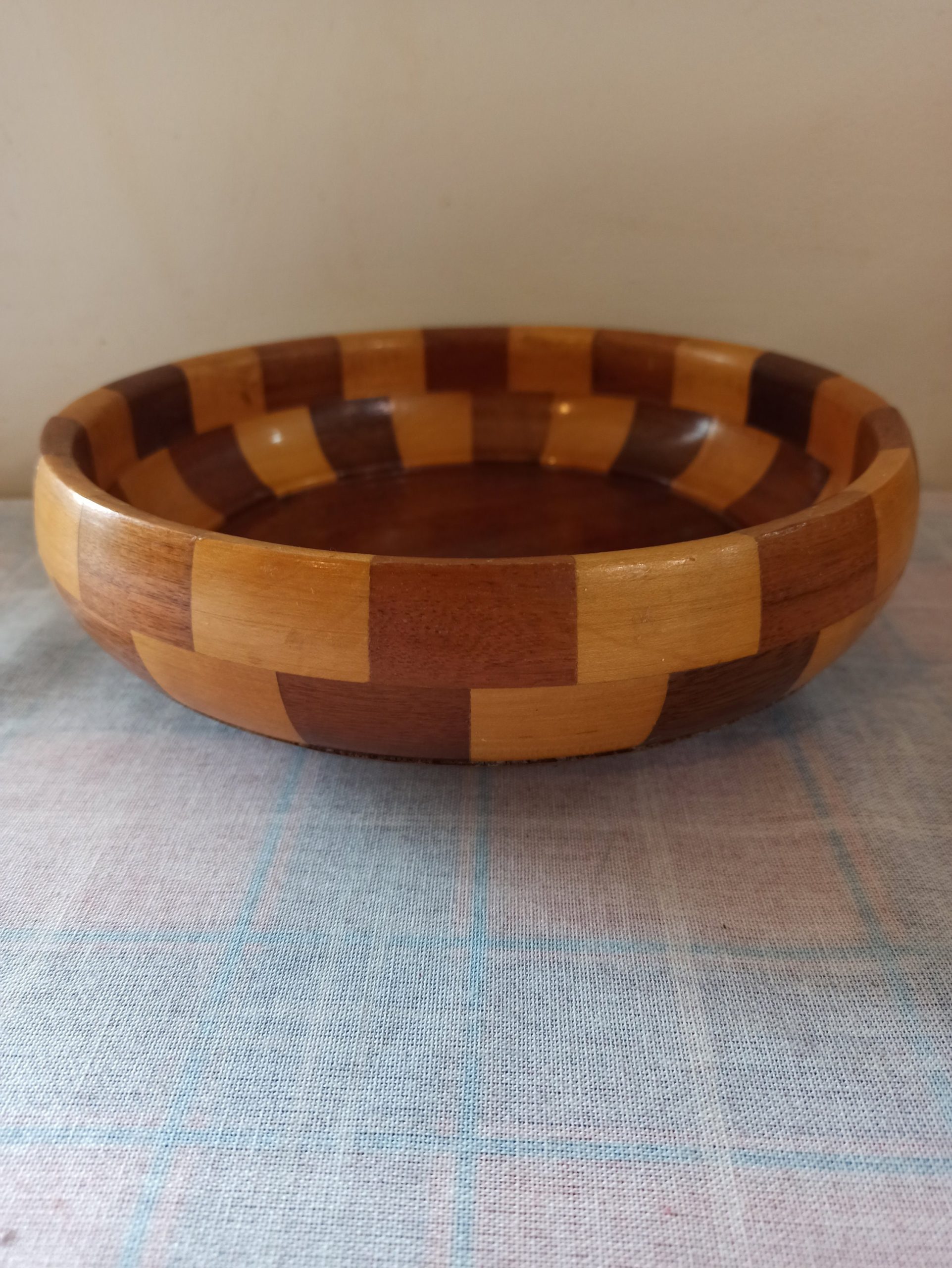 Vintage Wooden Treen Fruit Bowl. Inlaid Wood. Very Good Condition. - Image 7