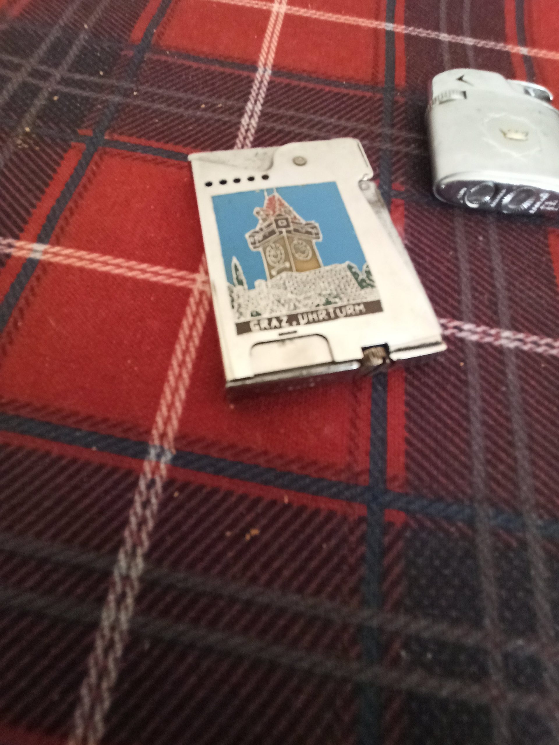 Assortment of Three Pocket Lighters Including Ronsons. - Image 9