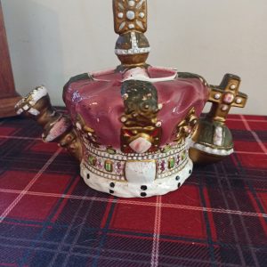 Vintage Novelty Crown Teapot.
