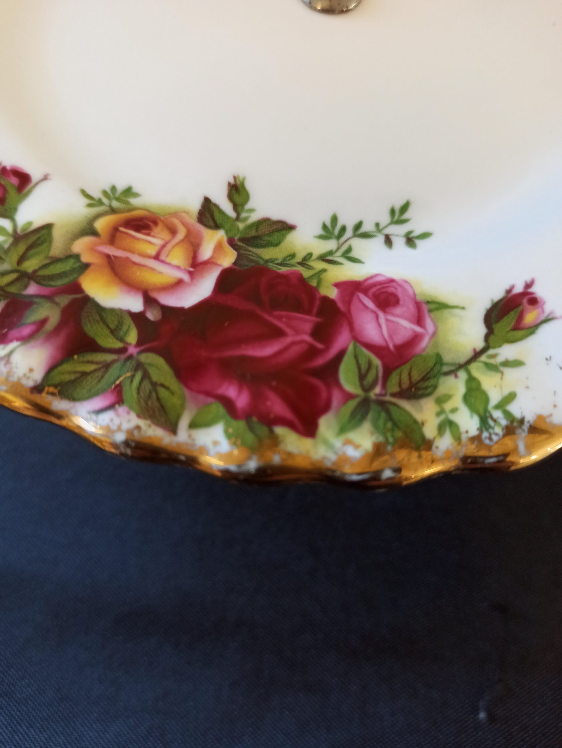 Old Country Roses Royal Albert Pedestal Cake Stand. Good Condition. - Image 8