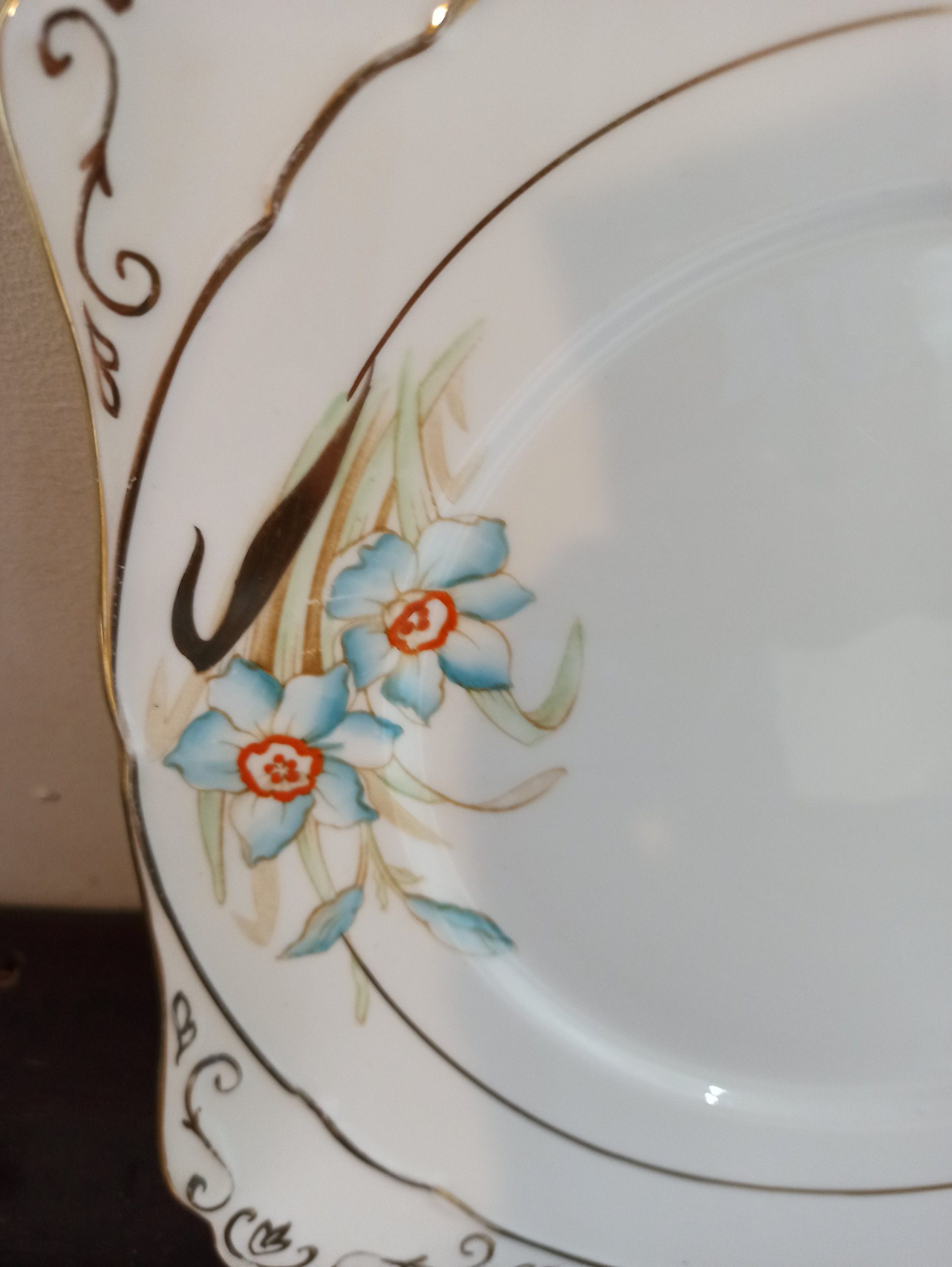 Narcissus Flower Decorative Plate. Made in Staffordshire England - Very Good Condition! - Image 4