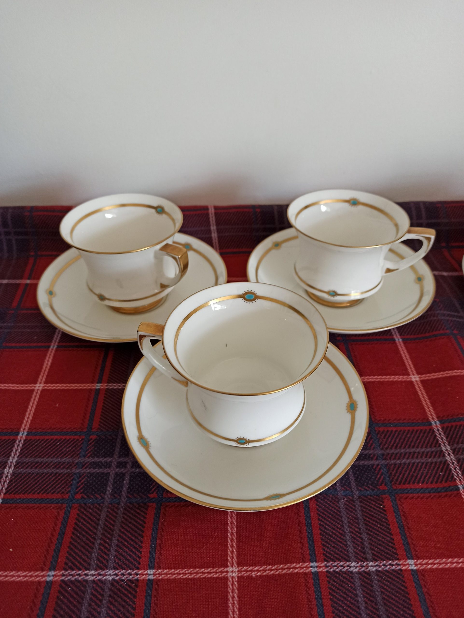 Art Deco Paragon Fine Bone China Teacups And Saucers. Very Good Condition.